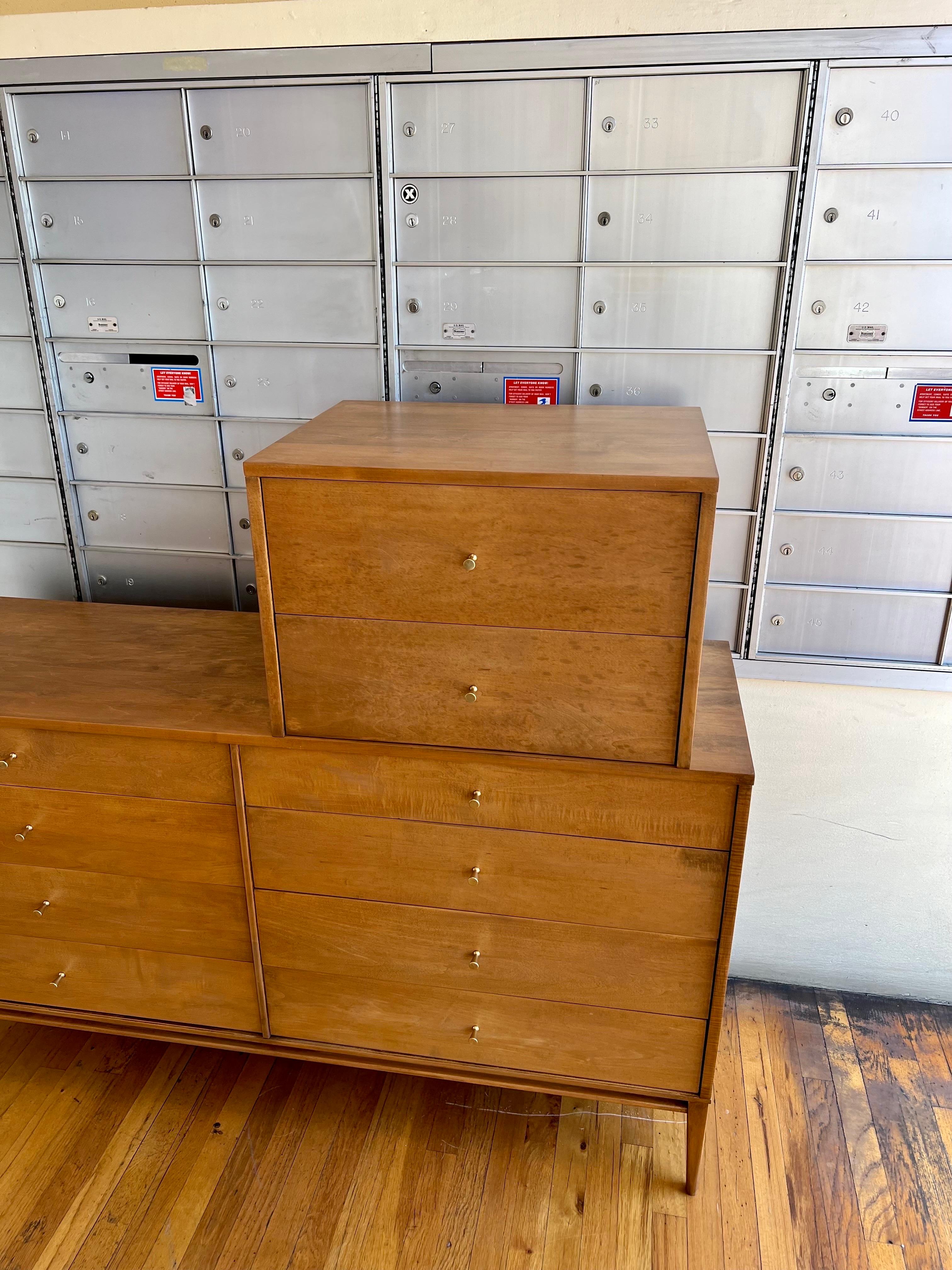 American Mid-Century Modern Rare Paul McCobb 8 Drawer Dresser & Drawer Extencion For Sale 2