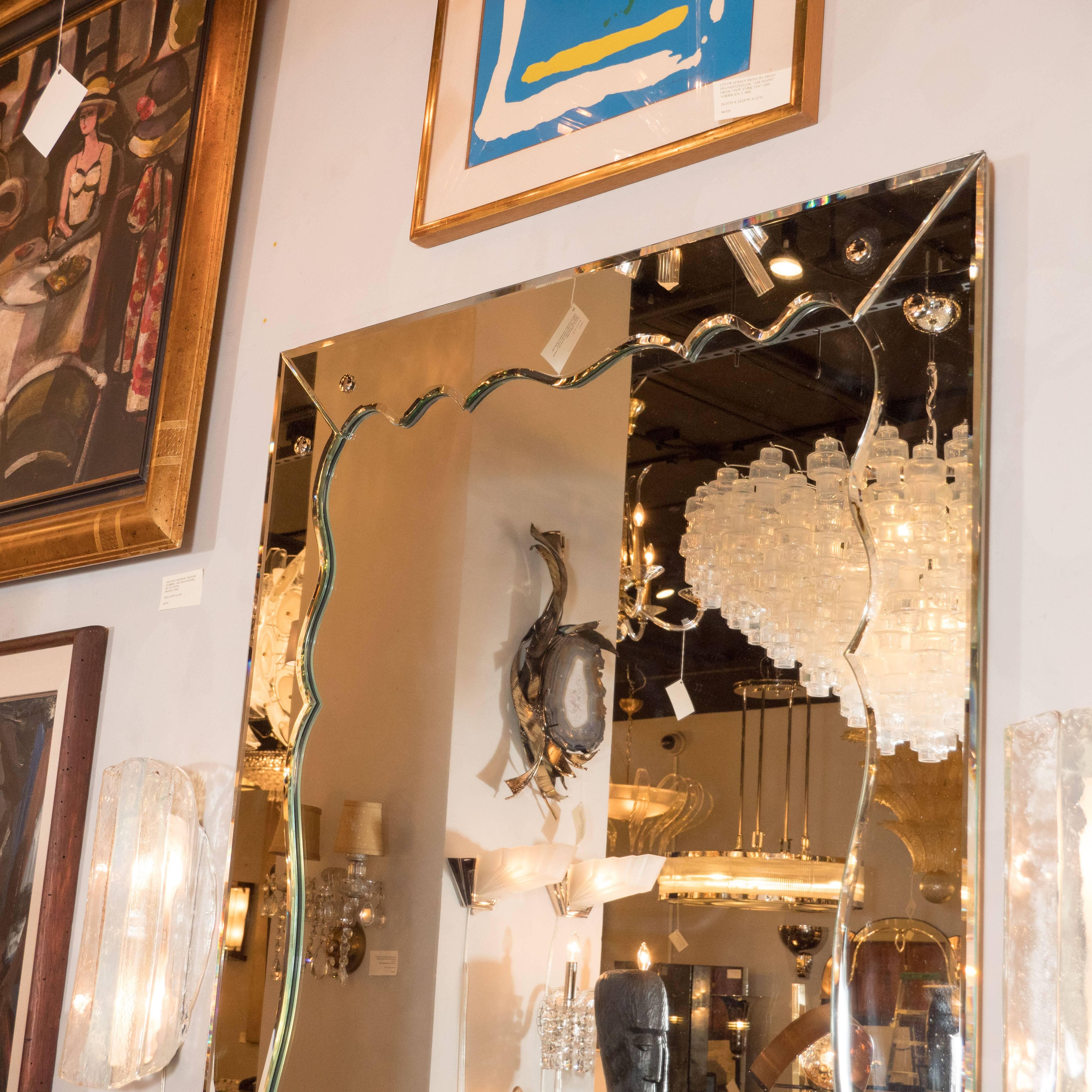italien Miroir vénitien américain moderne mi-siècle moderne festonné et biseauté