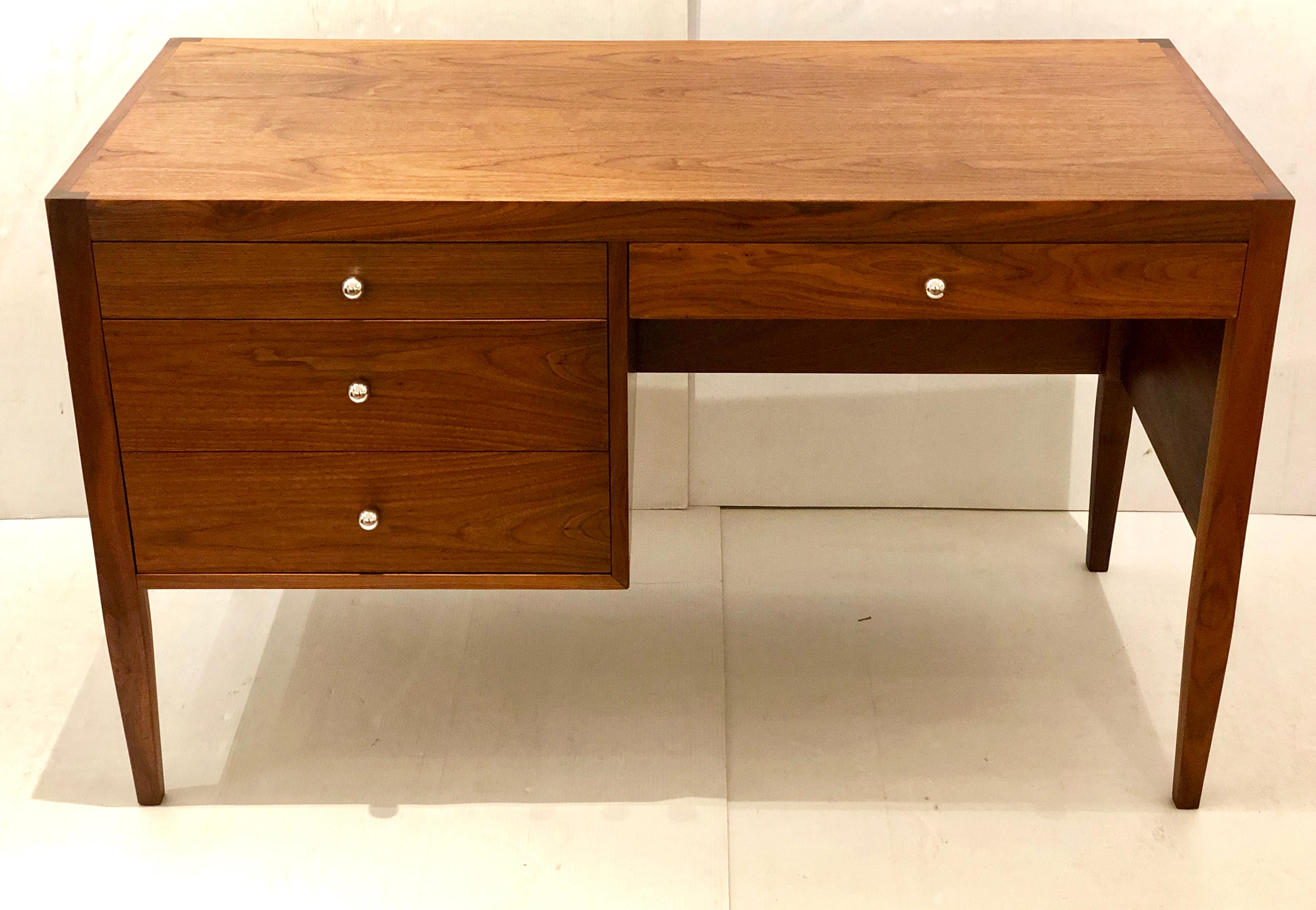 American Mid-Century Modern Small Walnut Desk with Chrome Ball Handles In Good Condition In San Diego, CA