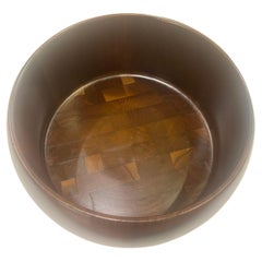 Amerikanische Mid-Century Modern-Salatschale aus massivem schwarzem Nussbaumholz mit Butcherblock