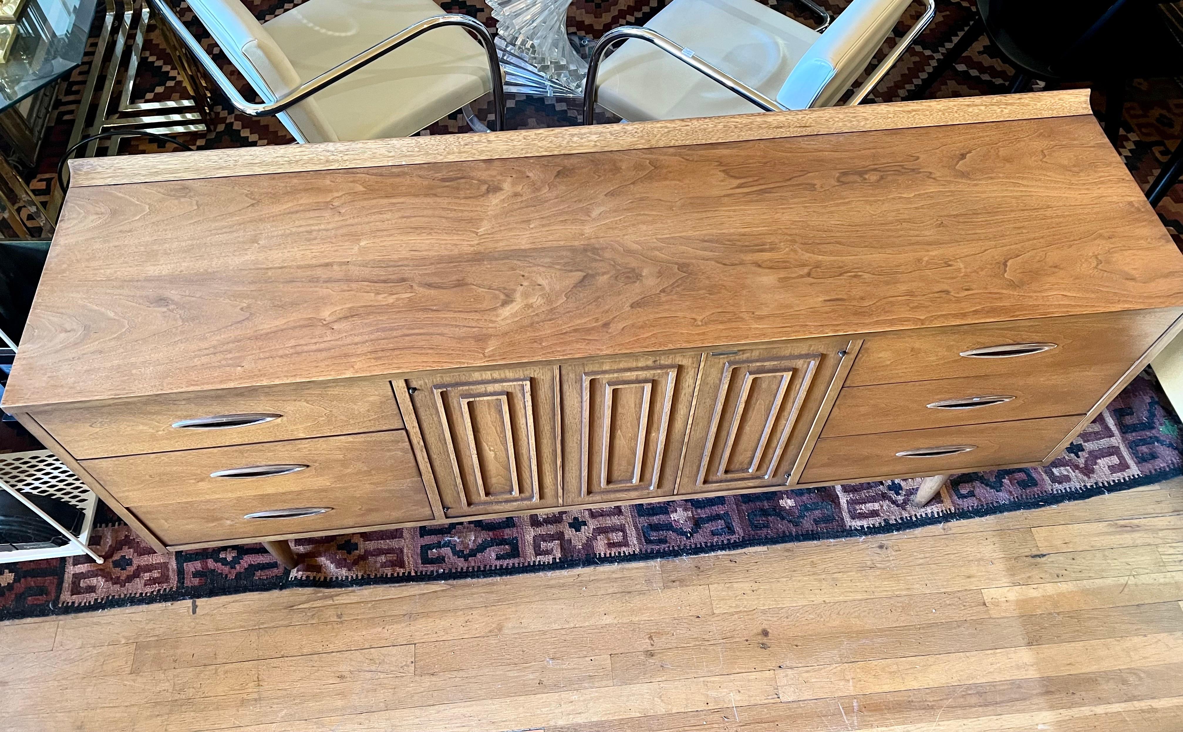 American Mid-Century Modern Walnut Dresser/Credenza by Broyhill 1