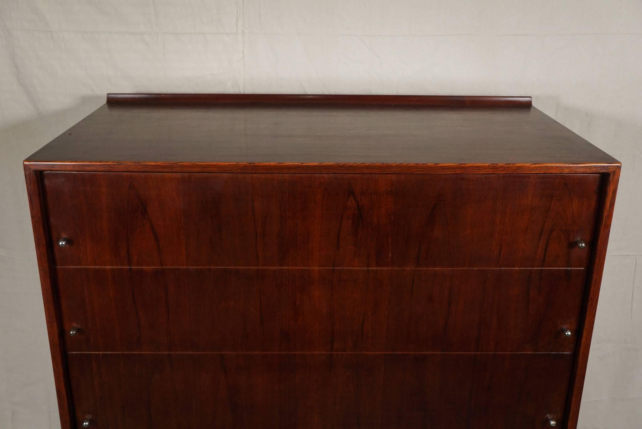 American Mid-Century Modern Walnut Tall Chest In Good Condition In Hudson, NY