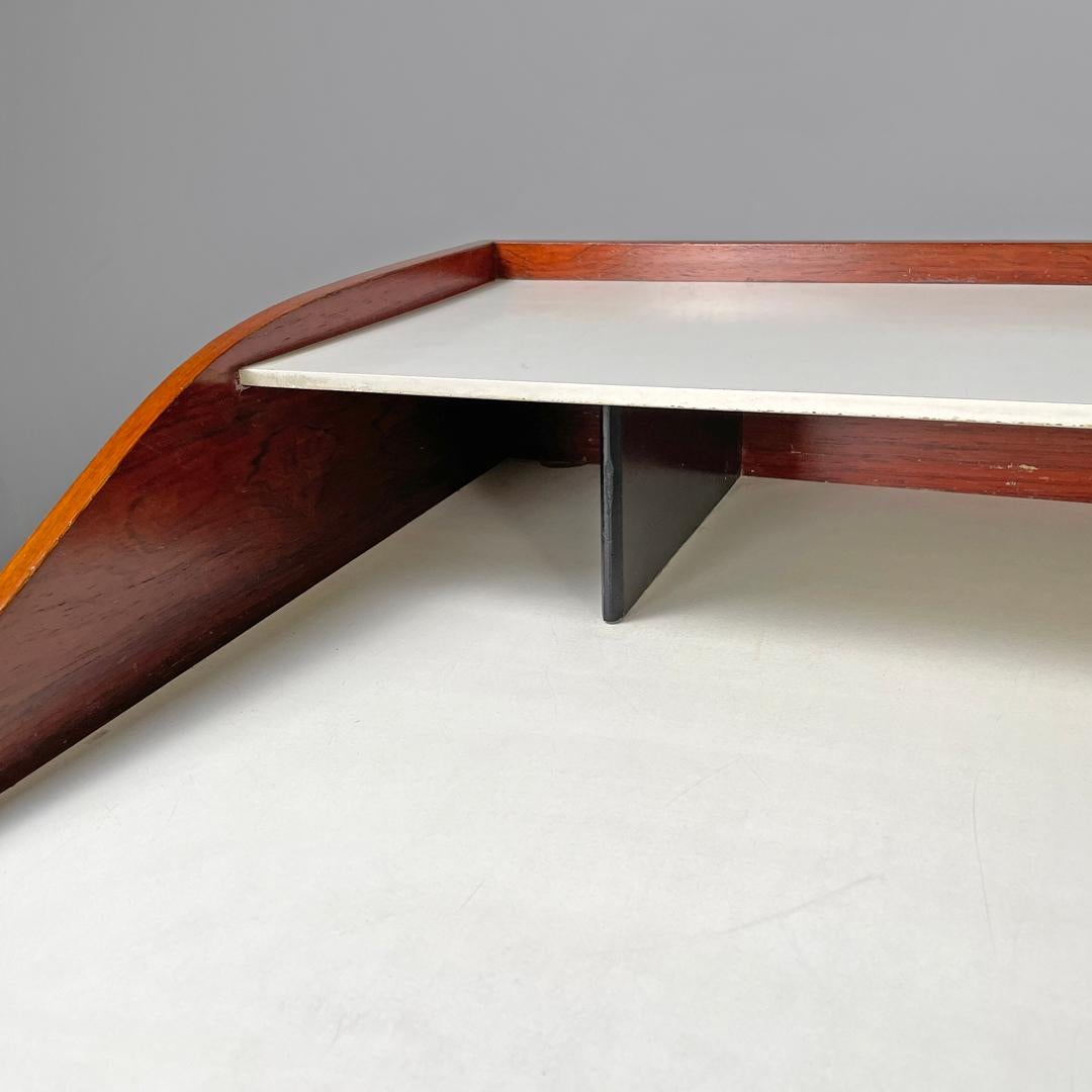Escritorio americano de laminado de madera moderno de mediados de siglo George Nelson Herman Miller Años 60 en venta 4