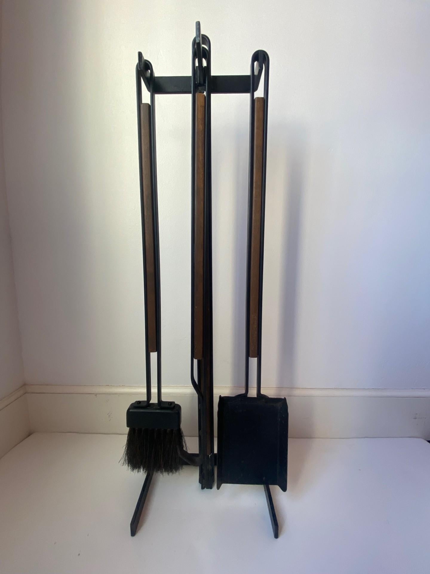 American Mid Century Modernist Iron & Walnut Firetools Set For Sale 1