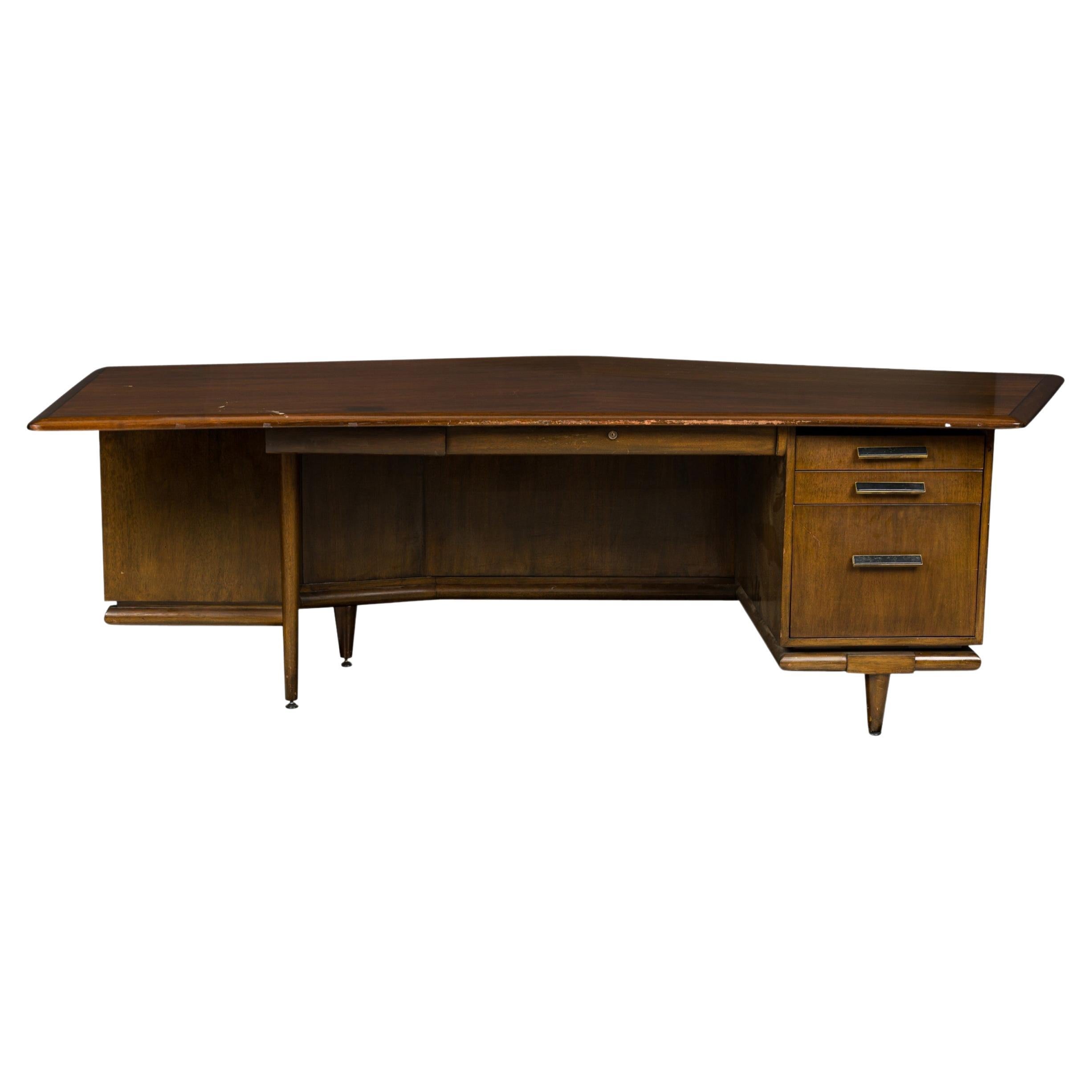 American Mid-Century Monteverdi Young Walnut Angular Executive Desk For Sale