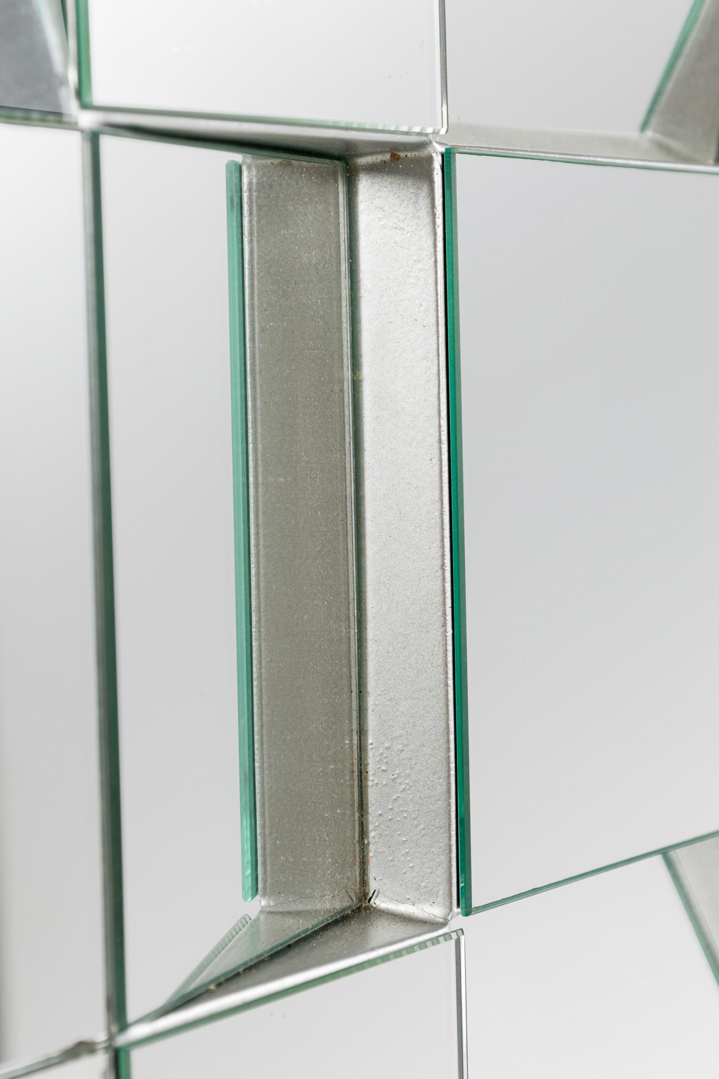 Espejo Cubista Americano de Mitad de Siglo Neal Small Moderno de mediados de siglo en venta