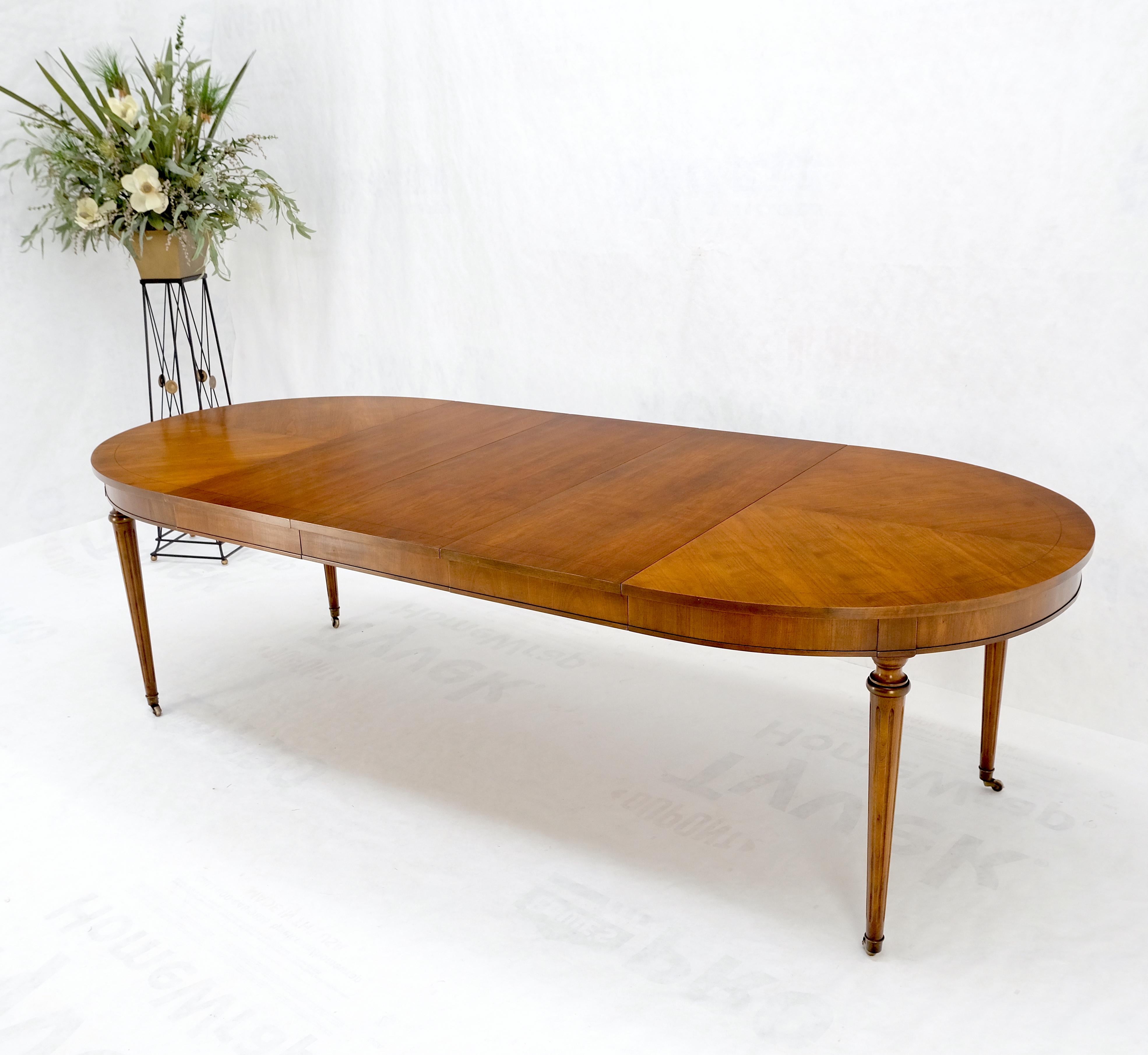 American Mid-Century Oval Satinwood DiningTable 3 Leaves Fluted Tapered Leg Mint For Sale 2