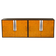 American Mid-Century Pace Collection Burlwood Laccato Nero e Credenza Cromata