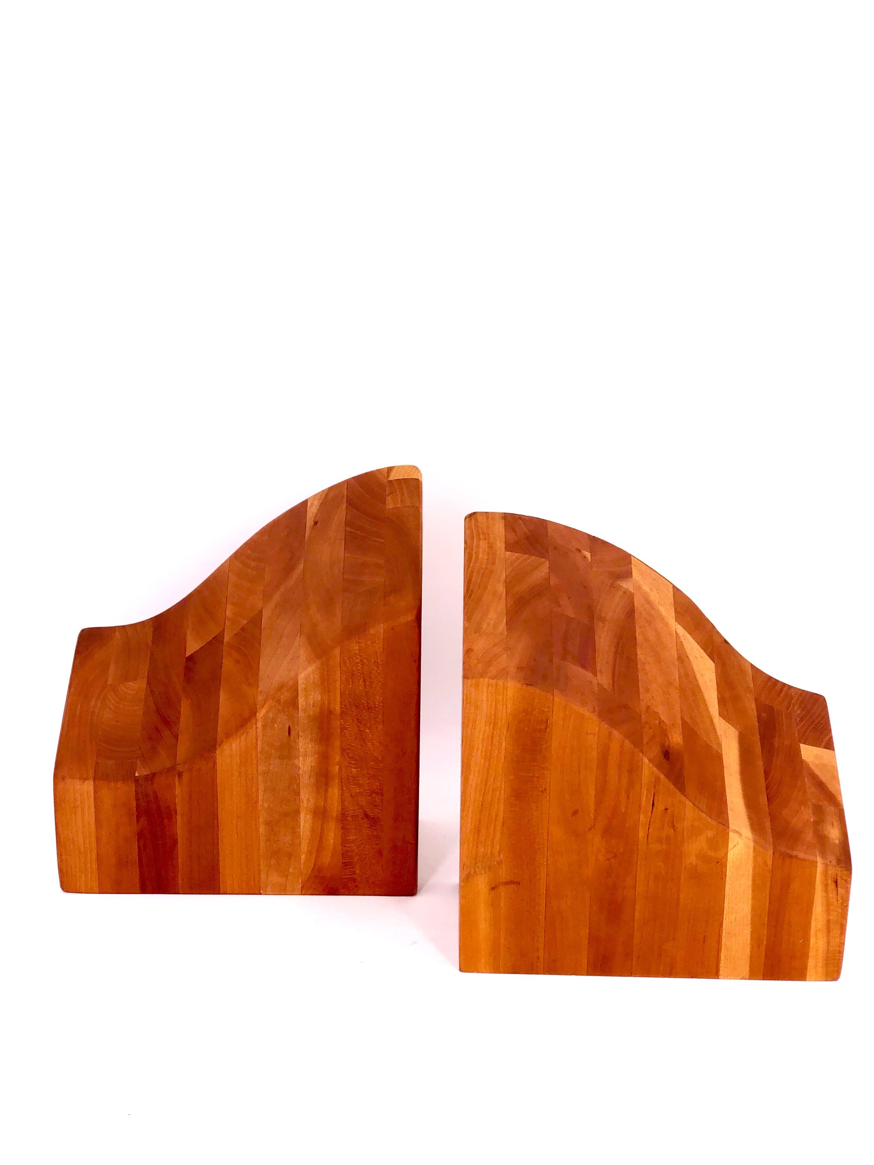 American Midcentury Pair of Solid Cherrywood Blocks Bookends In Good Condition In San Diego, CA