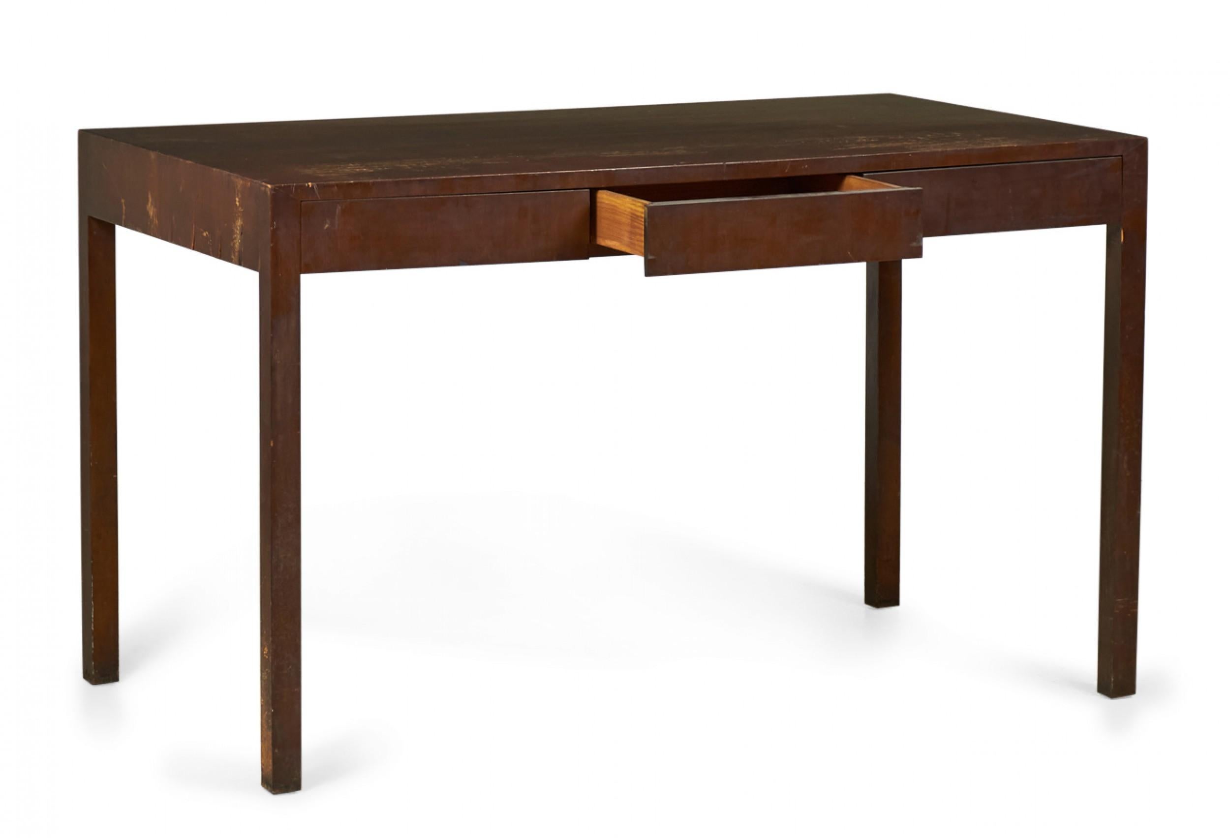 American Mid-Century Parsons-Style Rectangular Mahogany Partners Desk For Sale 3