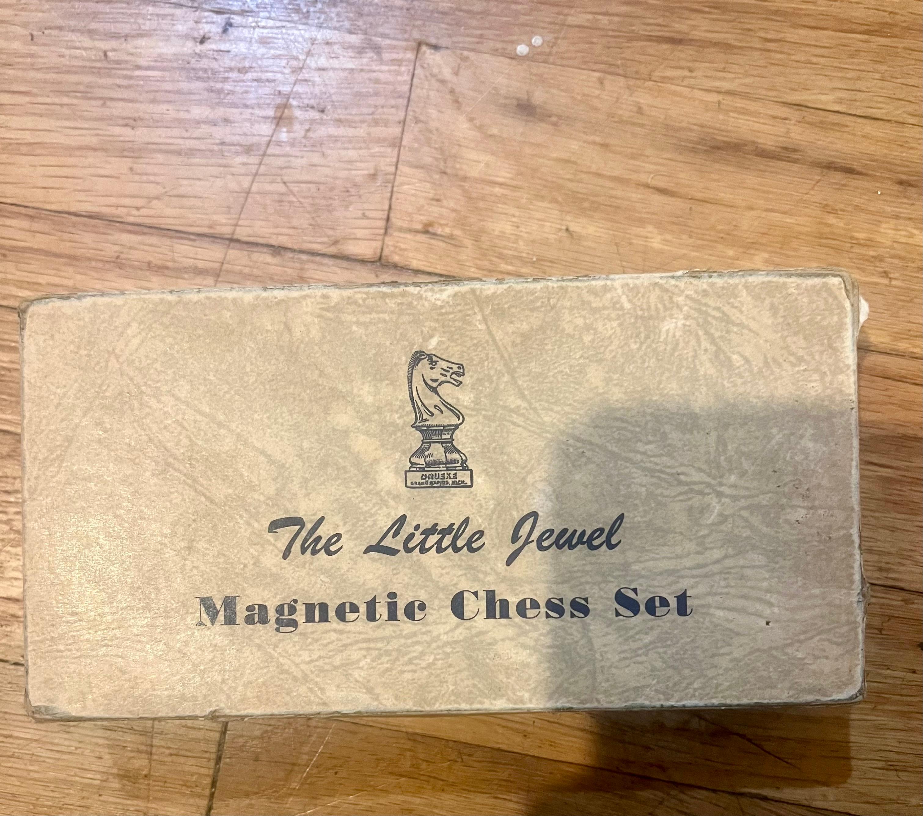 American Mid Century Petite Portable Magnetic Chess Set Metal & Walnut In Excellent Condition For Sale In San Diego, CA