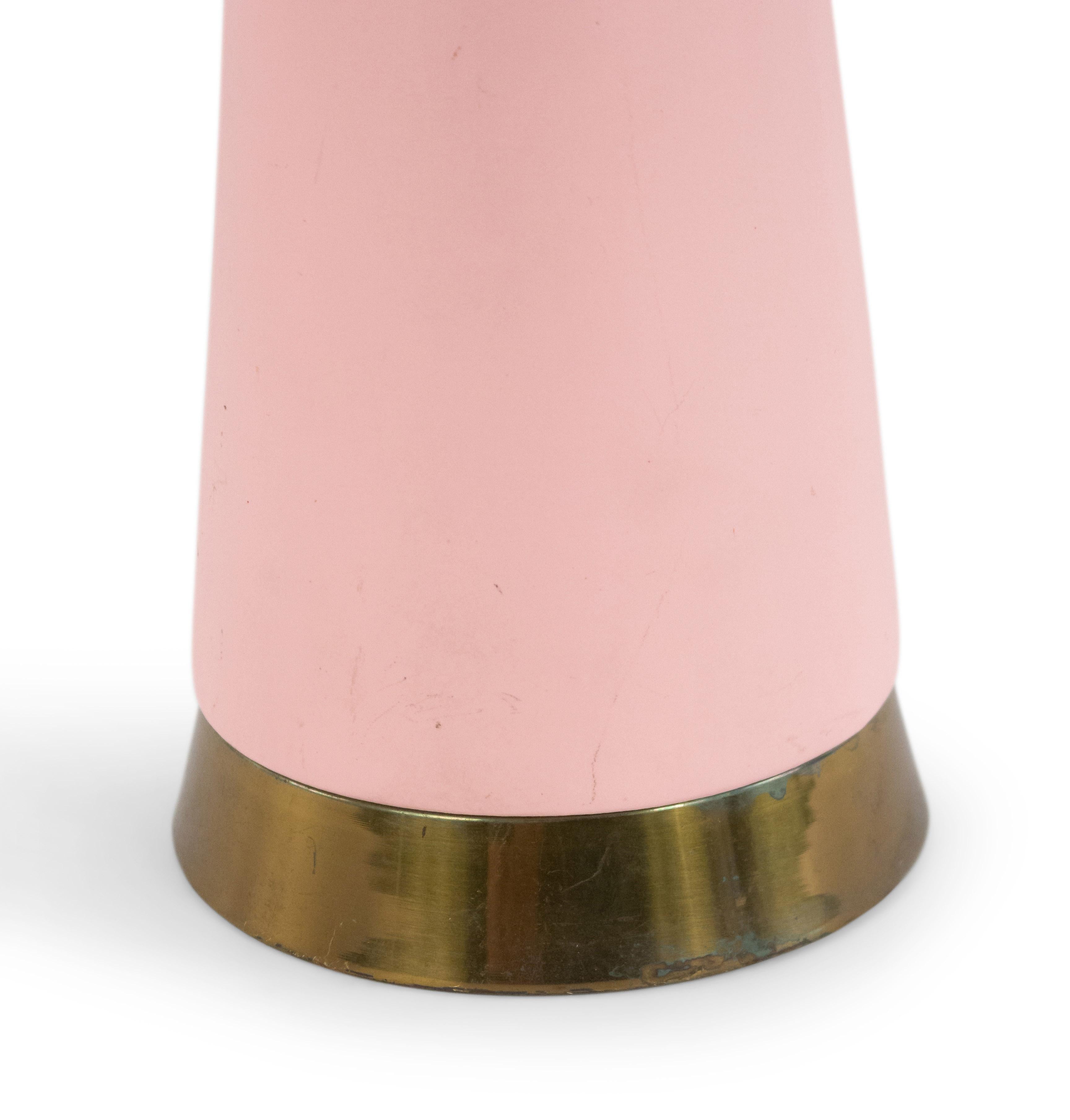 20th Century American Mid-Century Pink Porcelain Table Lamp For Sale