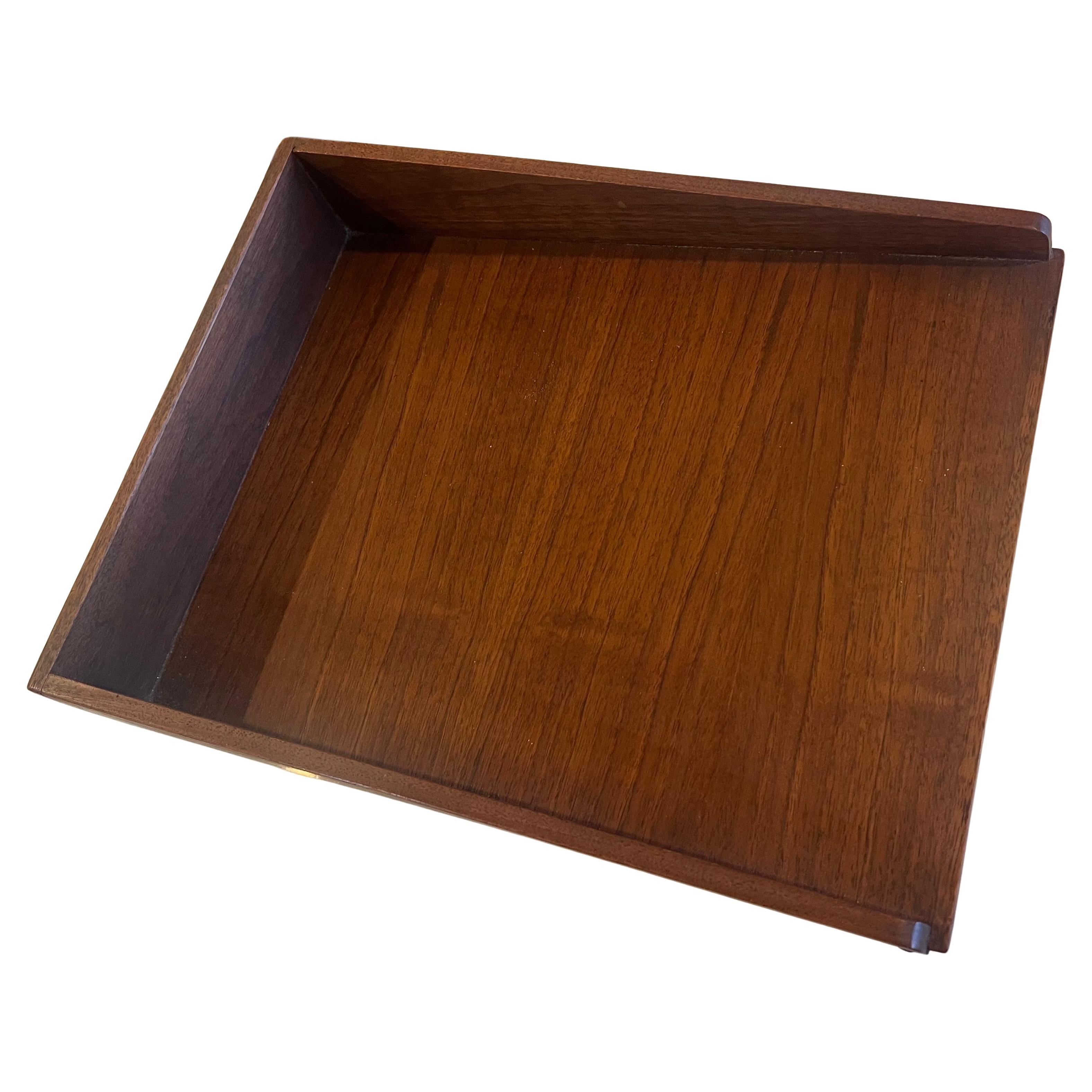 American Mid Century rare desk Paper tray by Jens Risom in Walnut In Excellent Condition In San Diego, CA