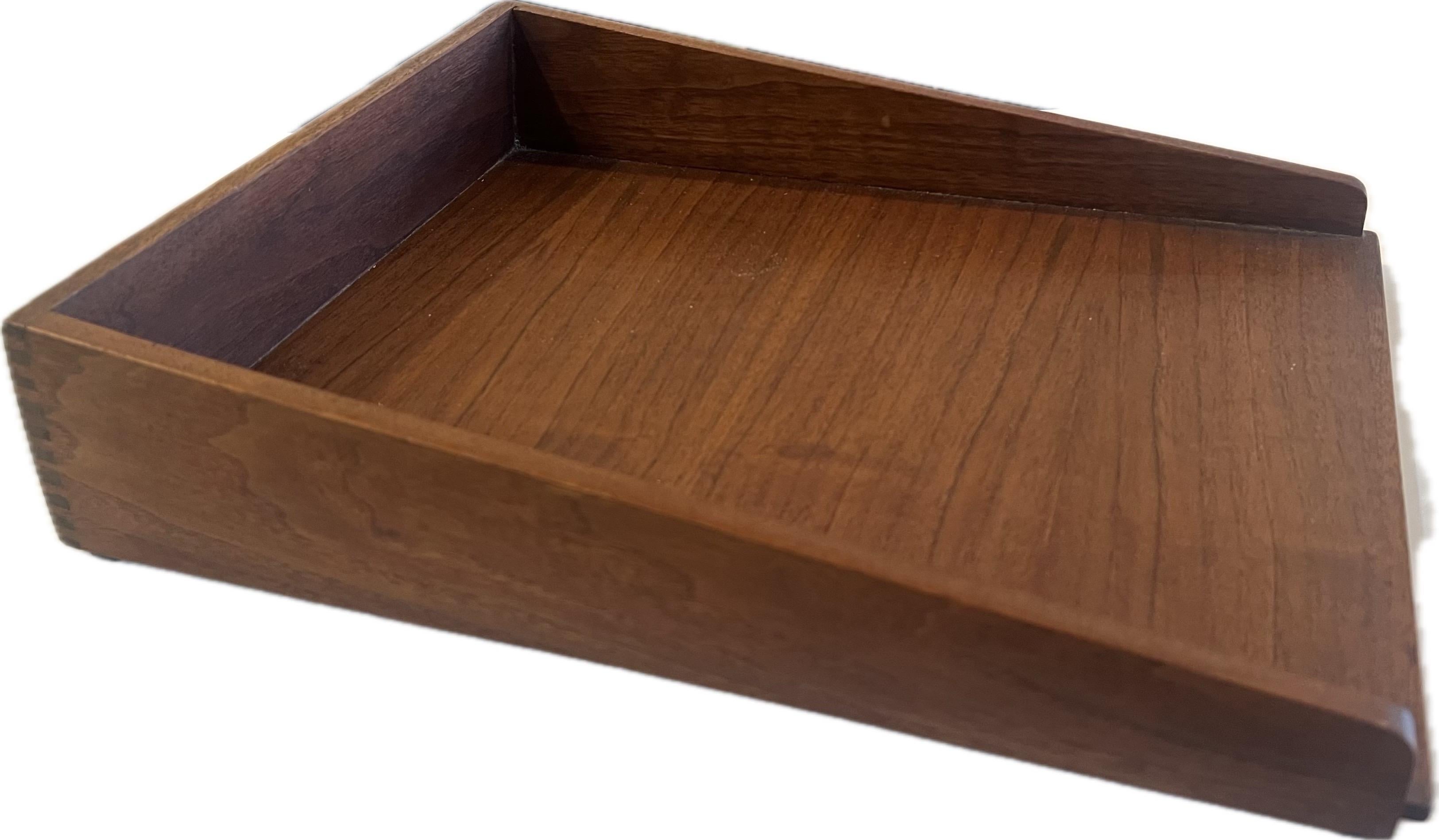 American Mid Century rare desk Paper tray by Jens Risom in Walnut 3