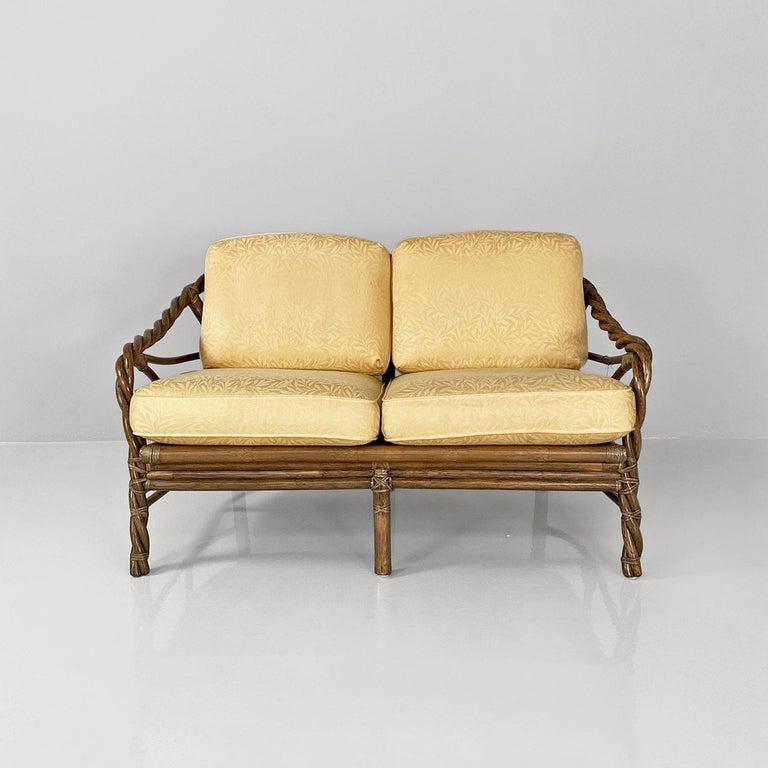 Mid-Century Modern American mid-century rattan beige floreal fabric sofa by McGuire Company, 1970s For Sale