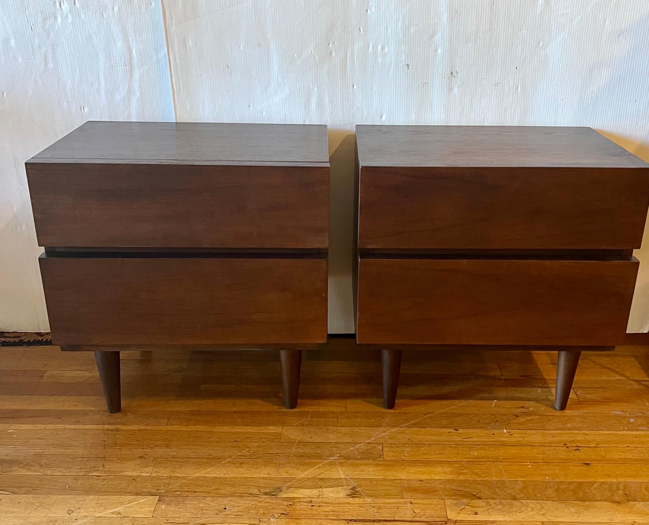 Mid-Century Modern American Mid-Century Restored Walnut Block Front Two Drawers Night Stands For Sale