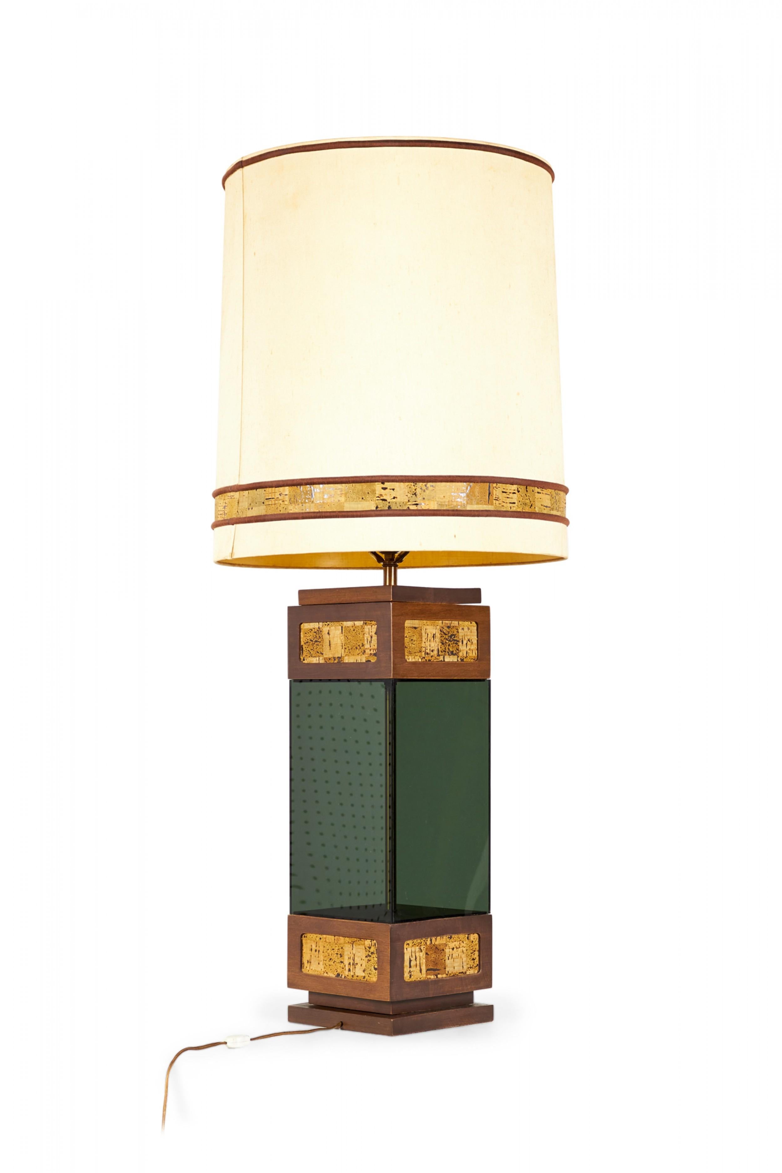 Mid-Century Modern Lampe de table américaine du milieu du siècle dernier en verre fumé et liège en vente