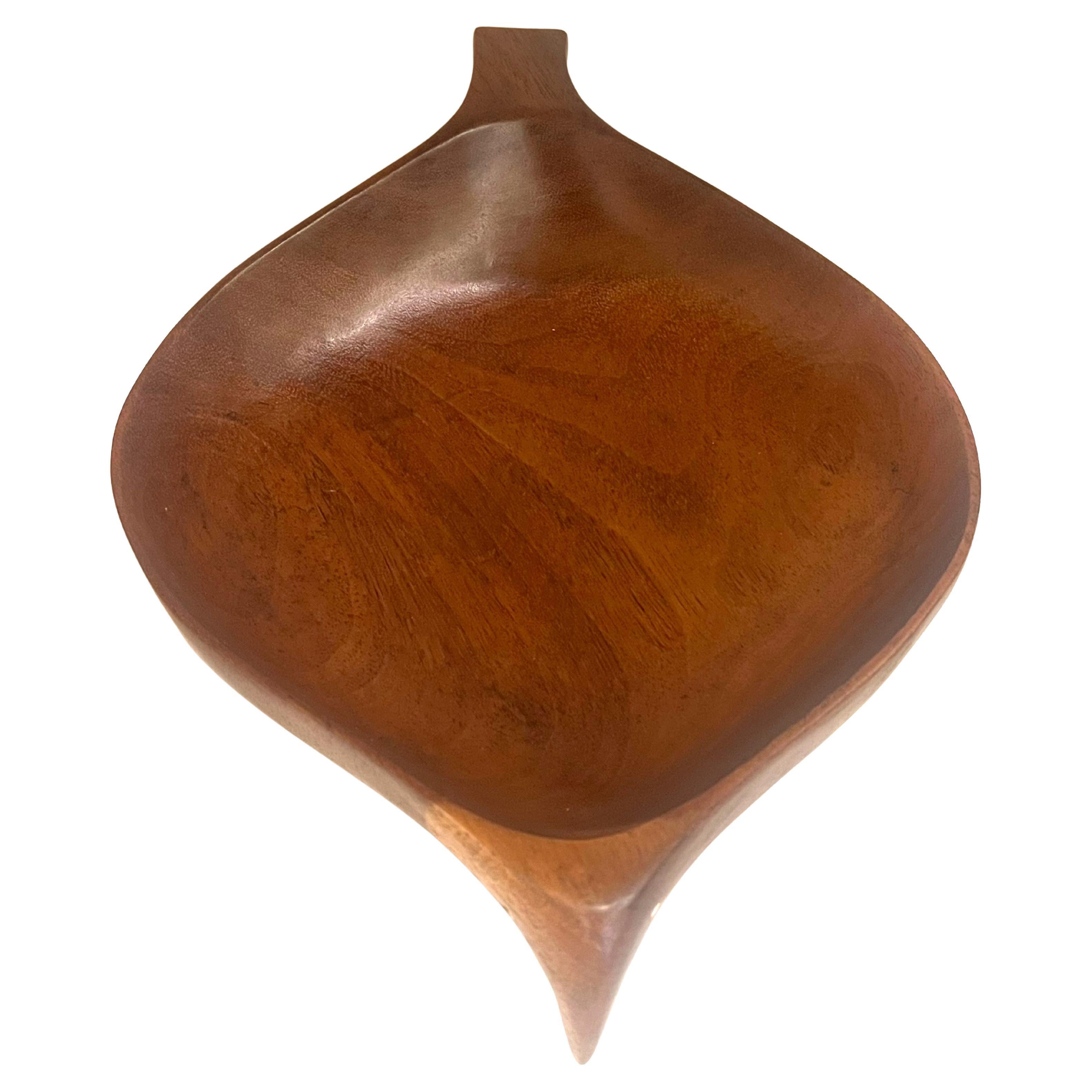Amerikanische Mitte des Jahrhunderts massivem Nussbaum Rare Bird Dekorative Catch it all Bowl (Moderne der Mitte des Jahrhunderts) im Angebot