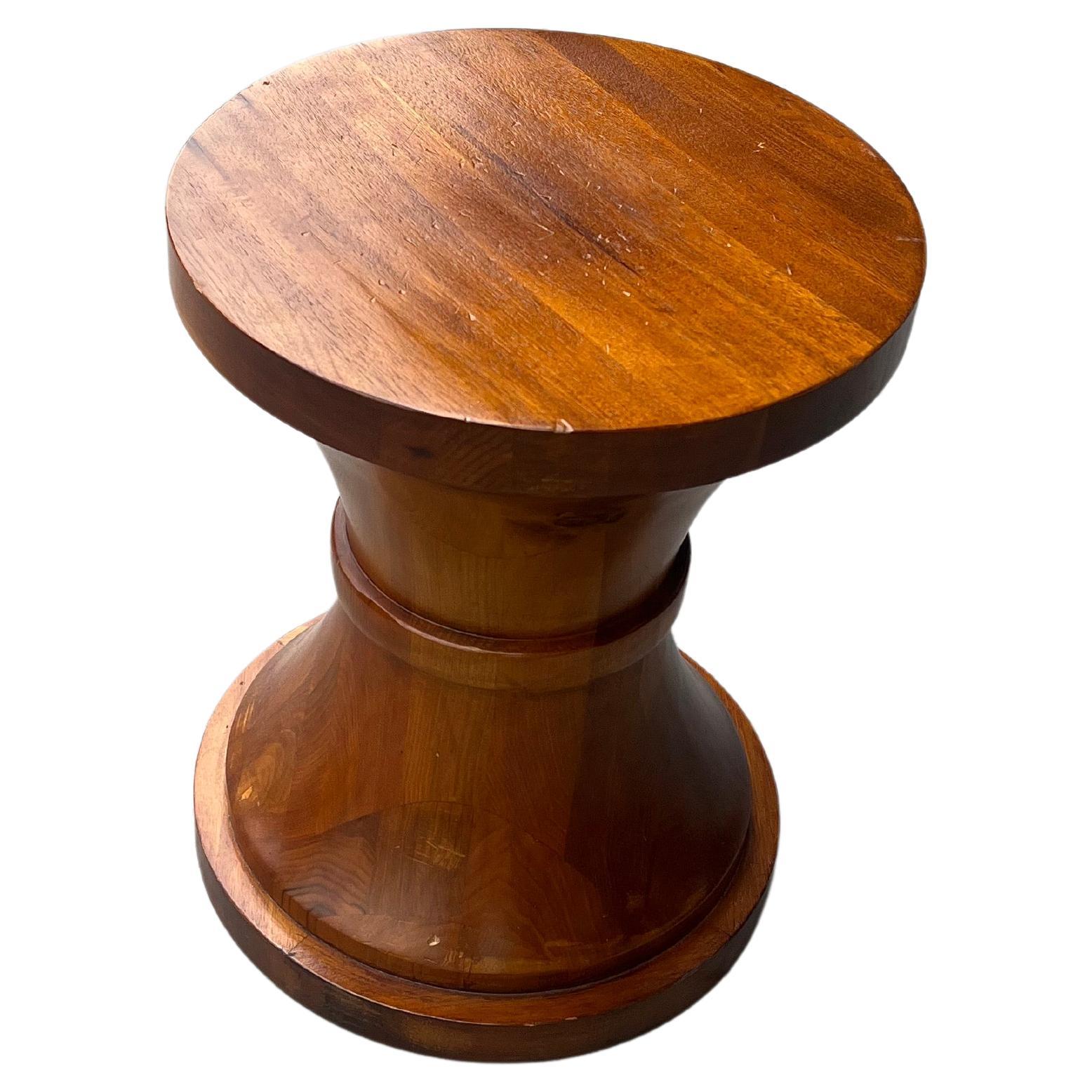 Beautiful elegant solid walnut stool , end table butcher block original finish some scuffs due to age great for table or extra sitting. solid and sturdy.