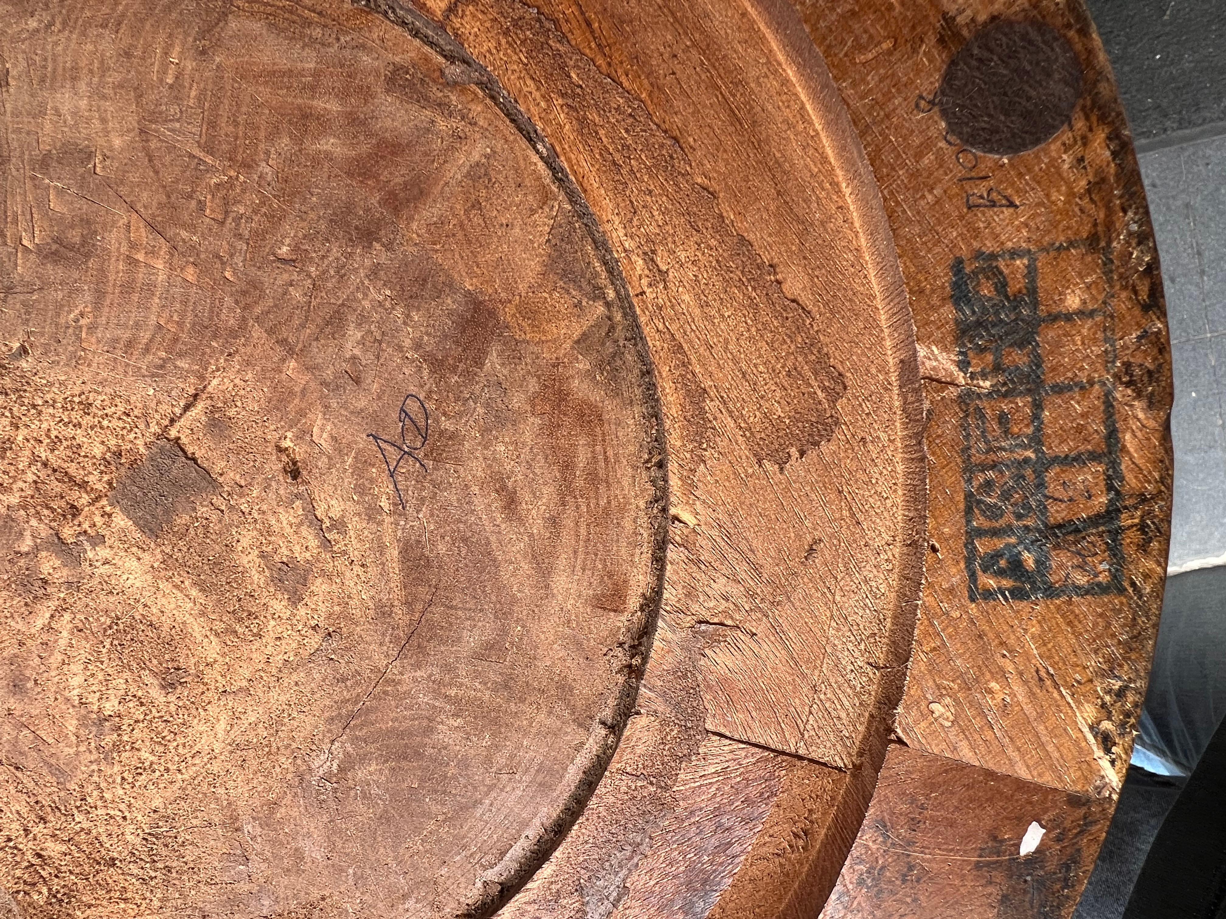 Amerikanischer Hocker/Tisch aus massivem Nussbaumholz im Mid-Century-Stil  im Zustand „Gut“ im Angebot in San Diego, CA