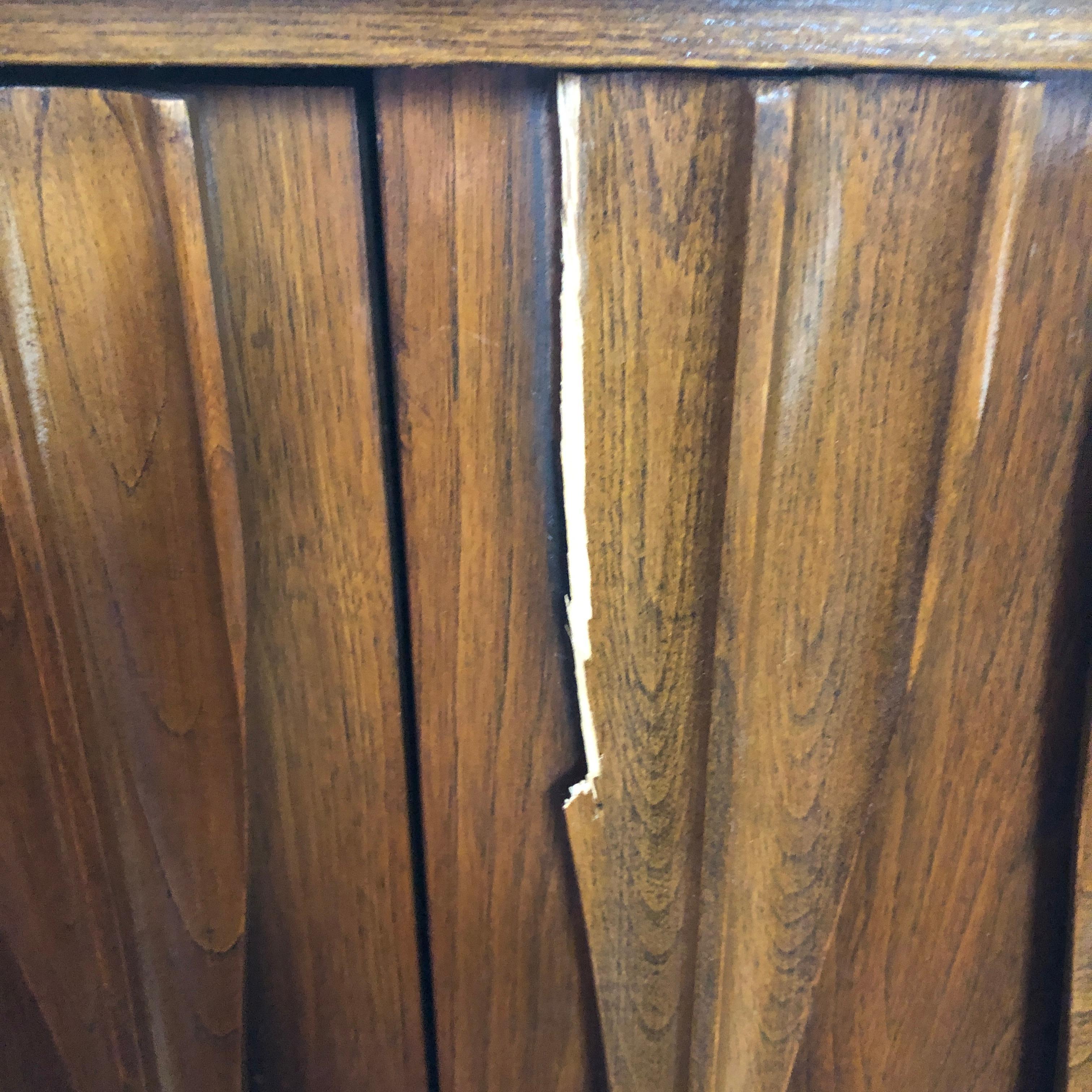 Comò alto americano di metà secolo in vendita 12