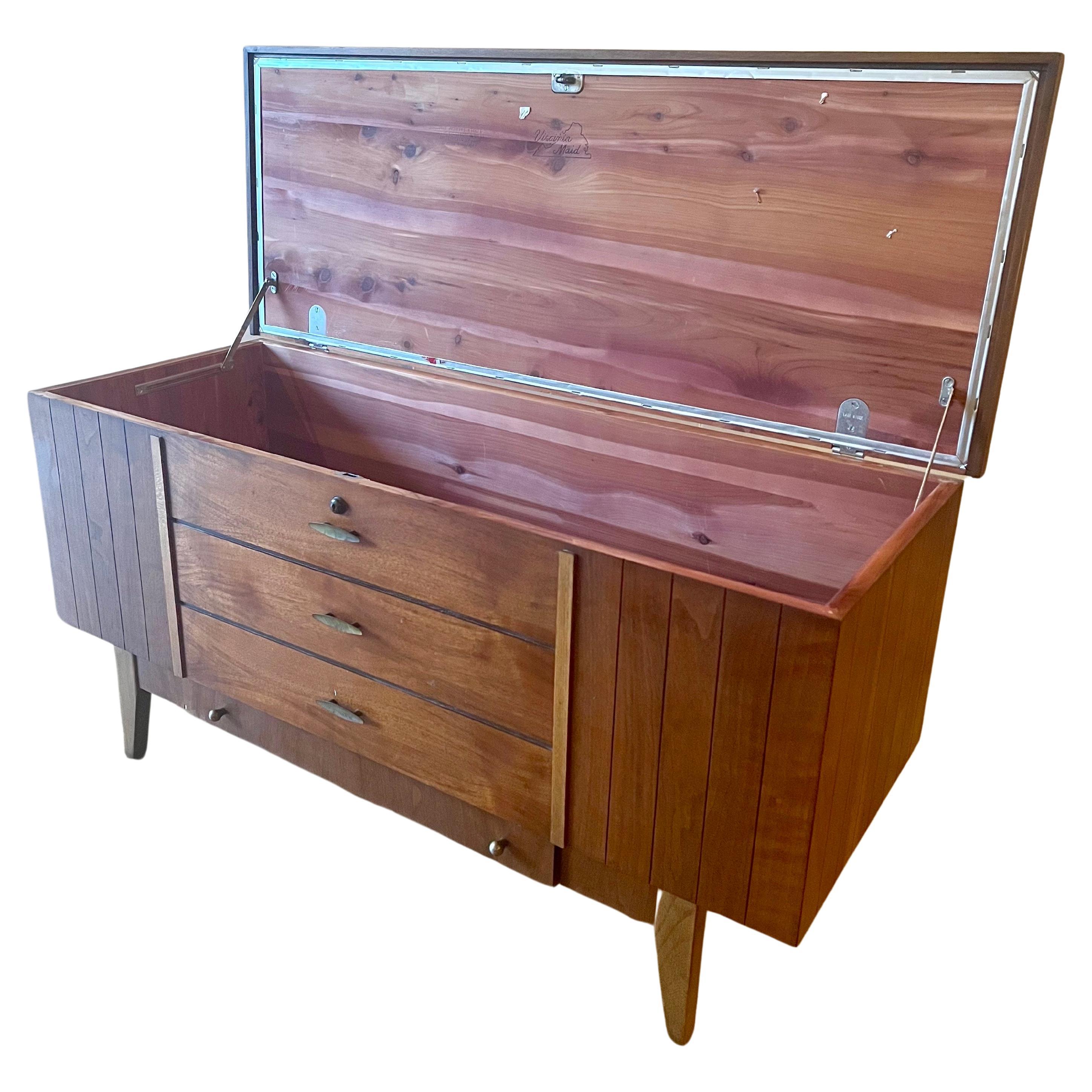 American Mid-Century Modern Classic 1950's blanket chest in walnut with cedar inside, freshly restored single drawer on the bottom a very good looking unique piece.