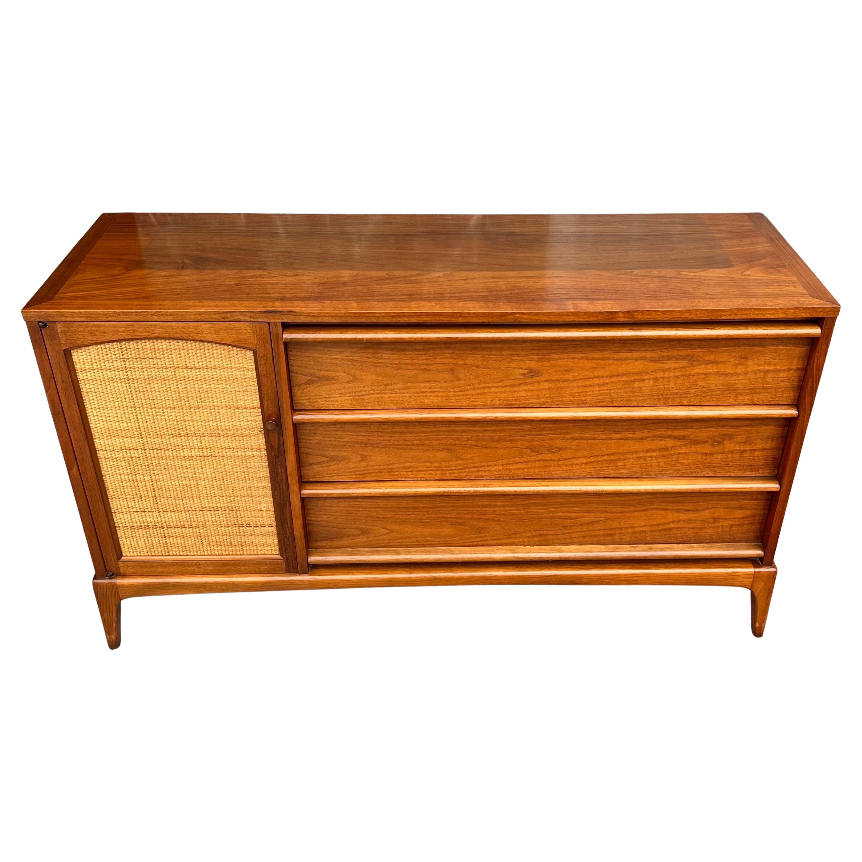 American Mid century Walnut & Cane Credenza with Reversible Front Door In Good Condition For Sale In San Diego, CA