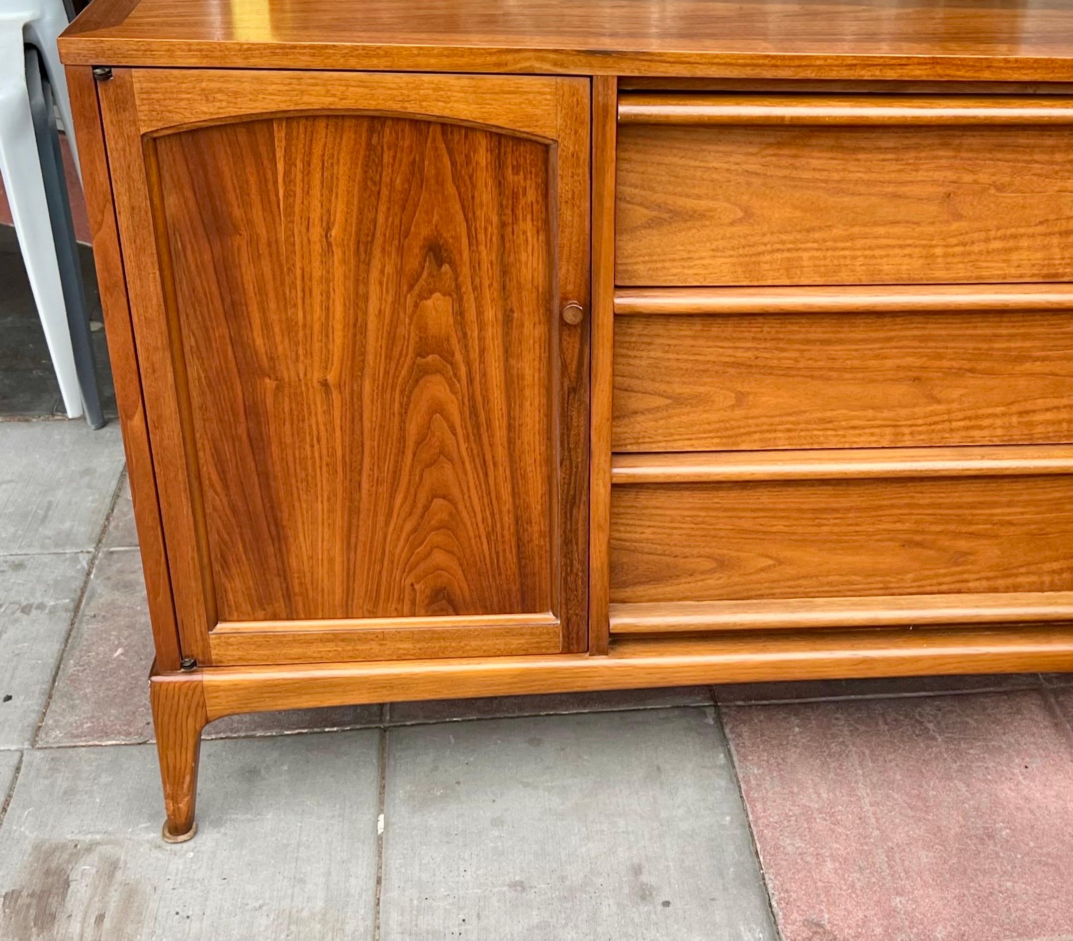 American Mid century Walnut & Cane Credenza with Reversible Front Door For Sale 1