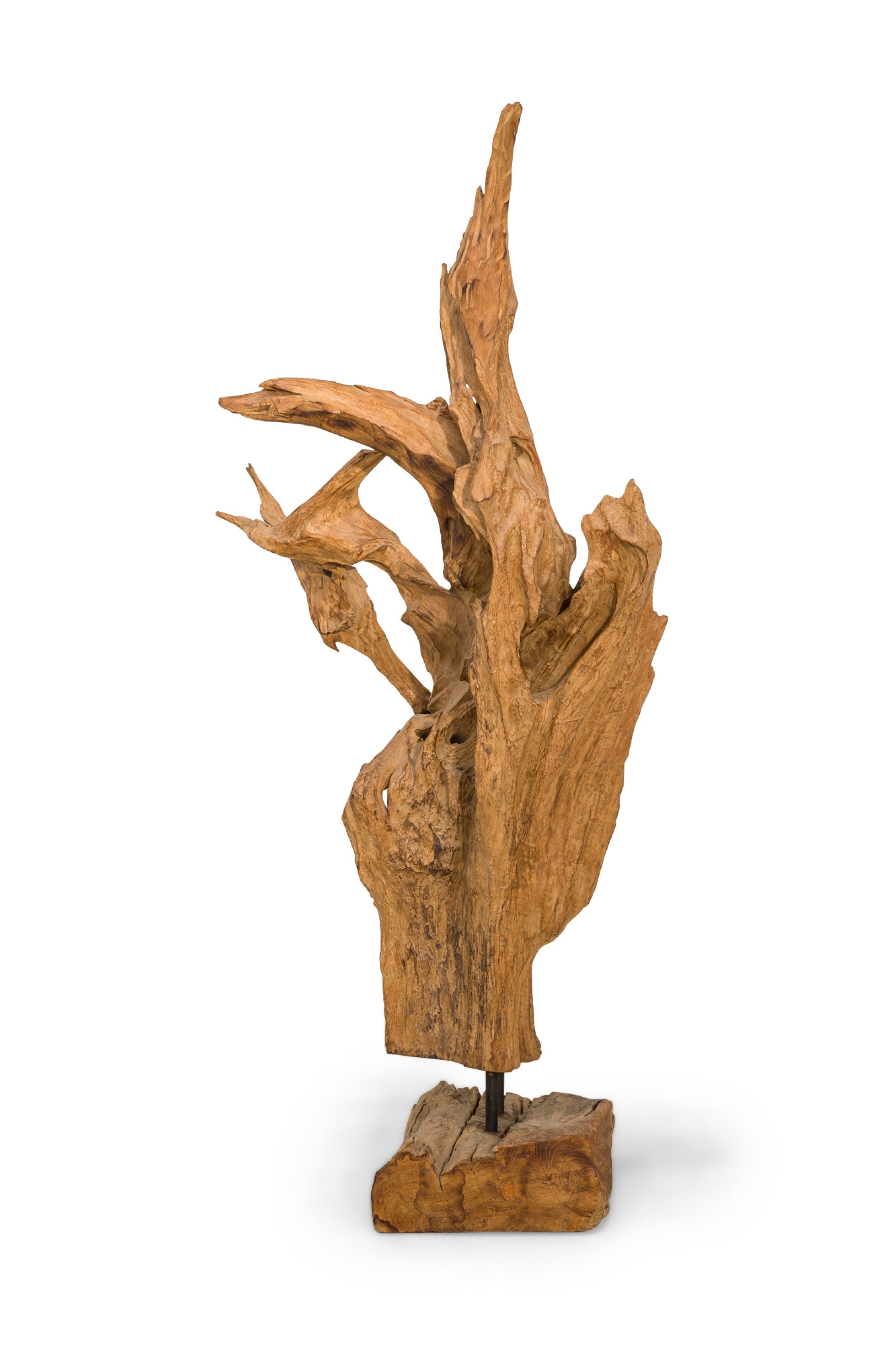 Fatto a mano Scultura di radici di albero di teak asiatico selvaggio della metà del secolo scorso in vendita