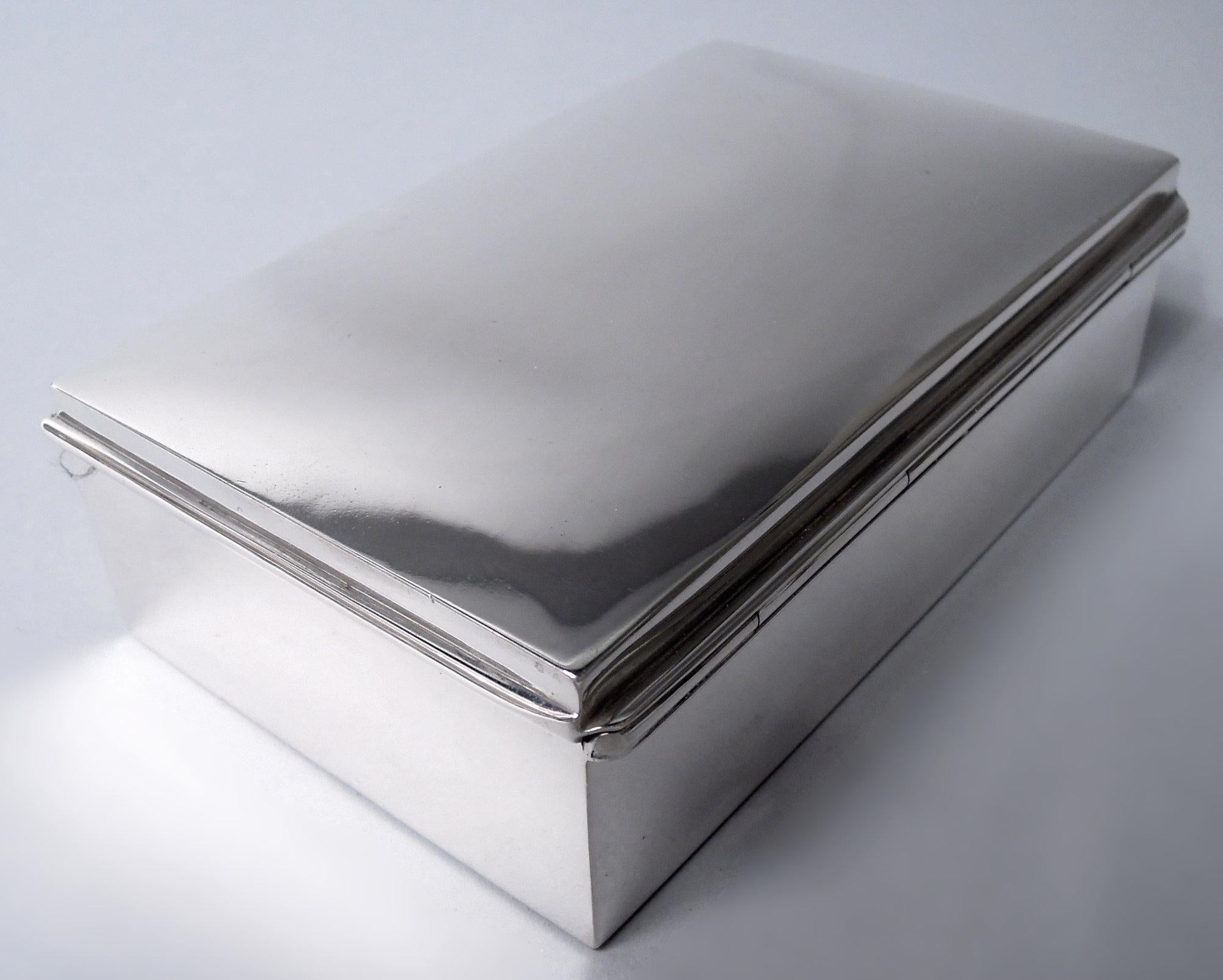 20ième siècle Boîte en argent sterling de The Modernity Americain