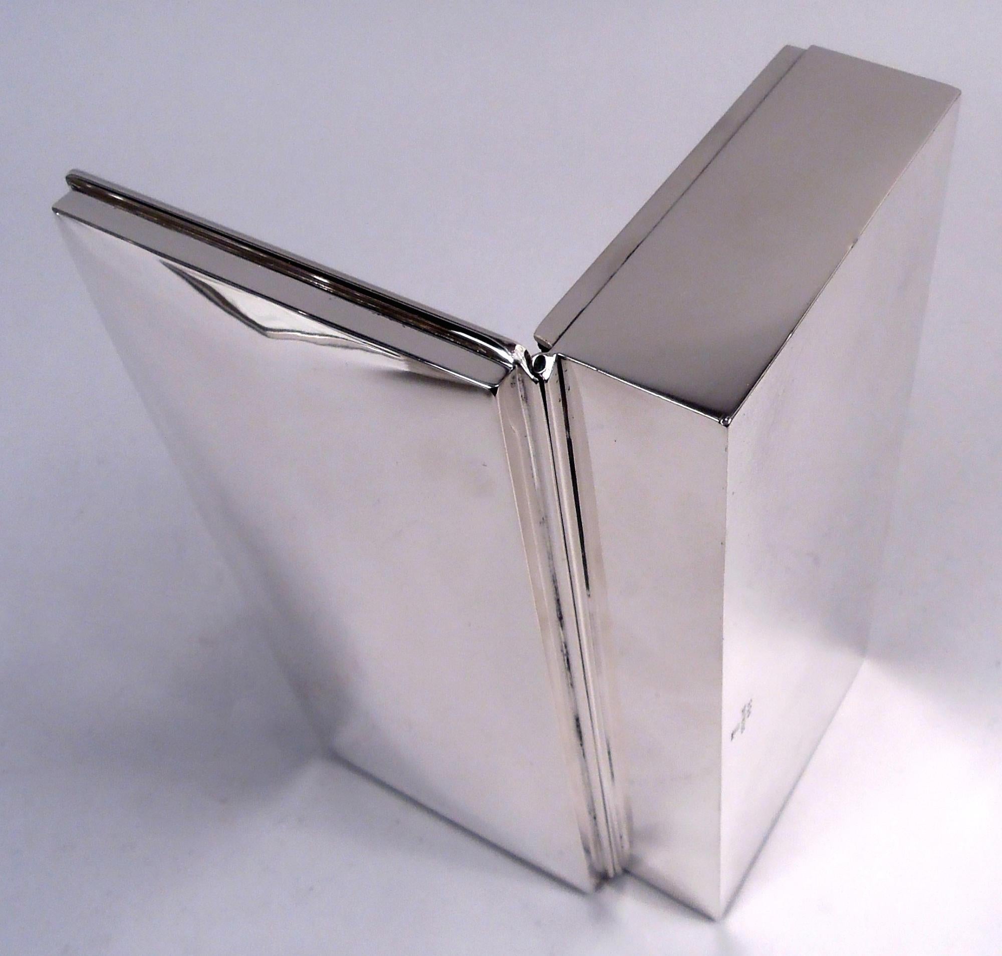 Argent sterling Boîte de bureau en argent sterling de The Moderns Modernity en vente