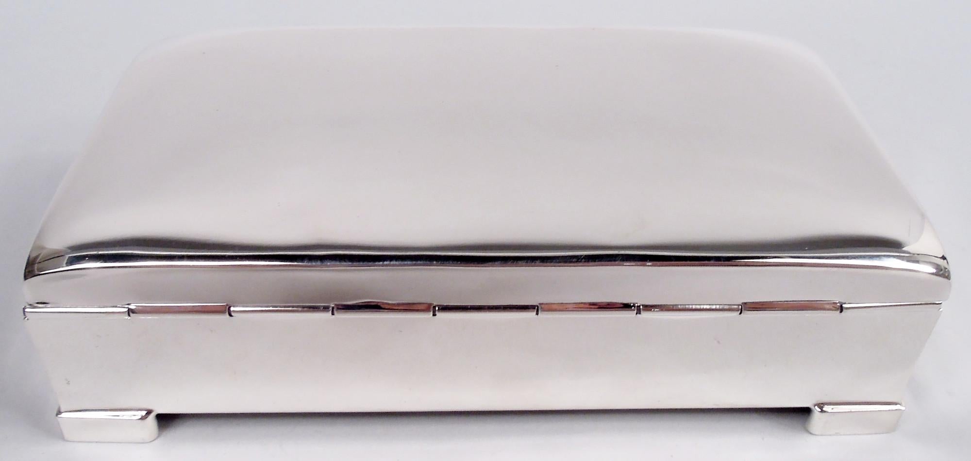 American Midcentury Modern Sterling Silver Keepsake Box In Good Condition For Sale In New York, NY