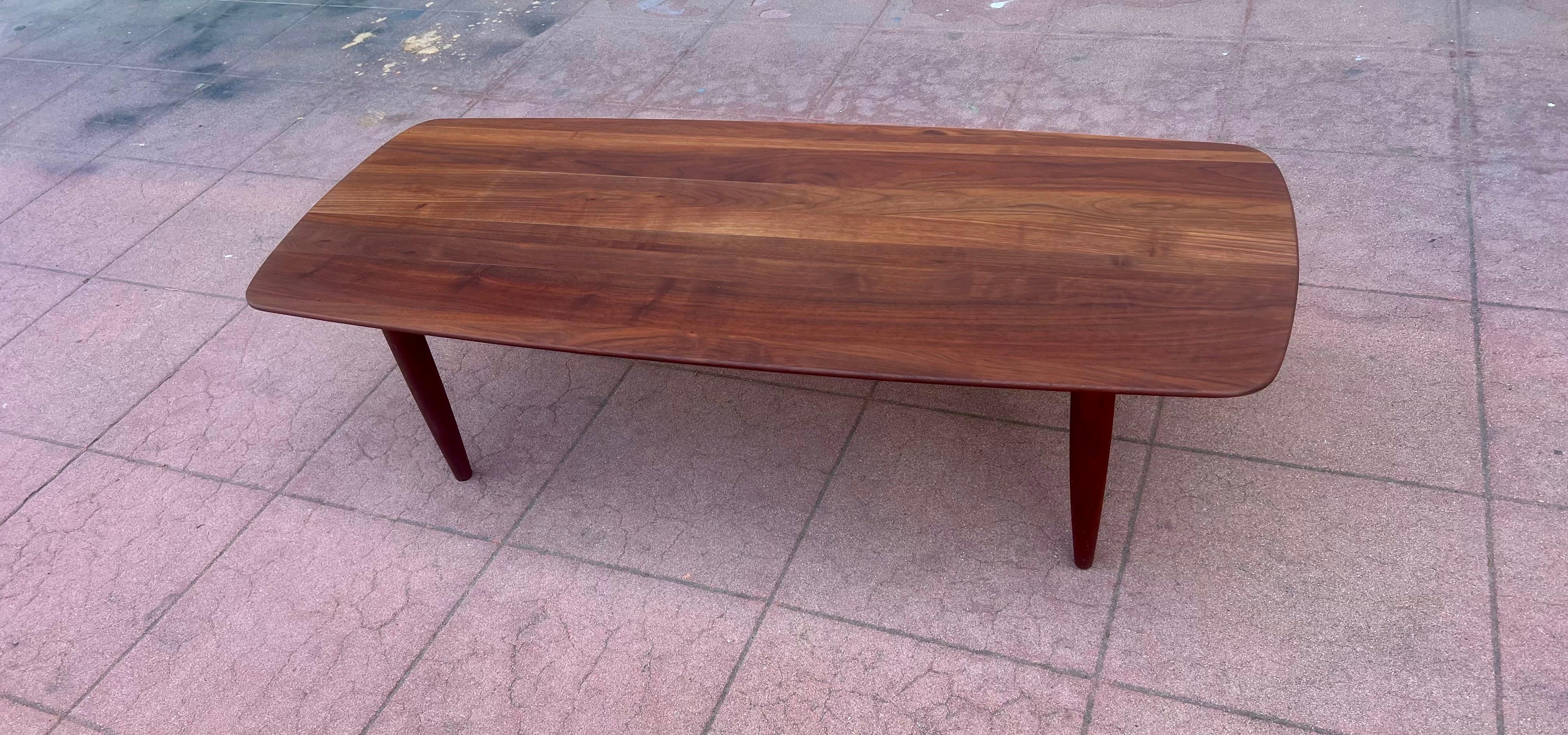 American Midcentury Solid Walnut Surfboard Coffee Table California Design For Sale 2