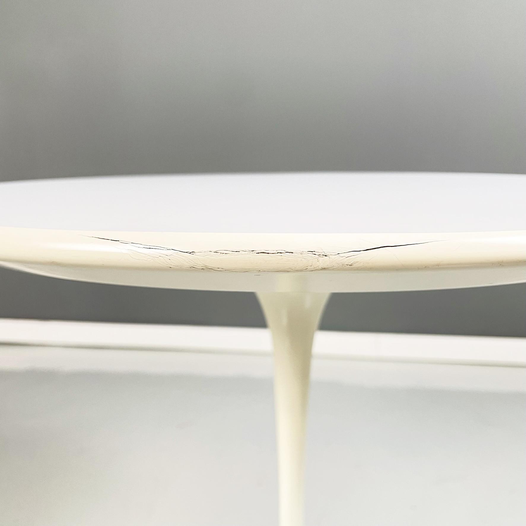 American Mid-Century White Laminate Metal Coffee Table Mod.Tulip by Knoll, 1960s For Sale 2