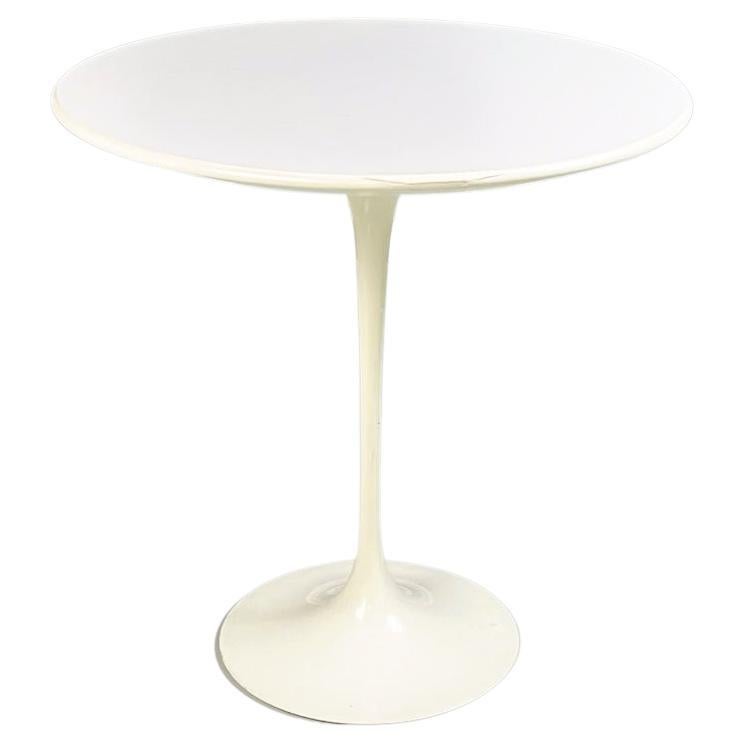 American Mid-Century White Laminate Metal Coffee Table Mod.Tulip by Knoll, 1960s