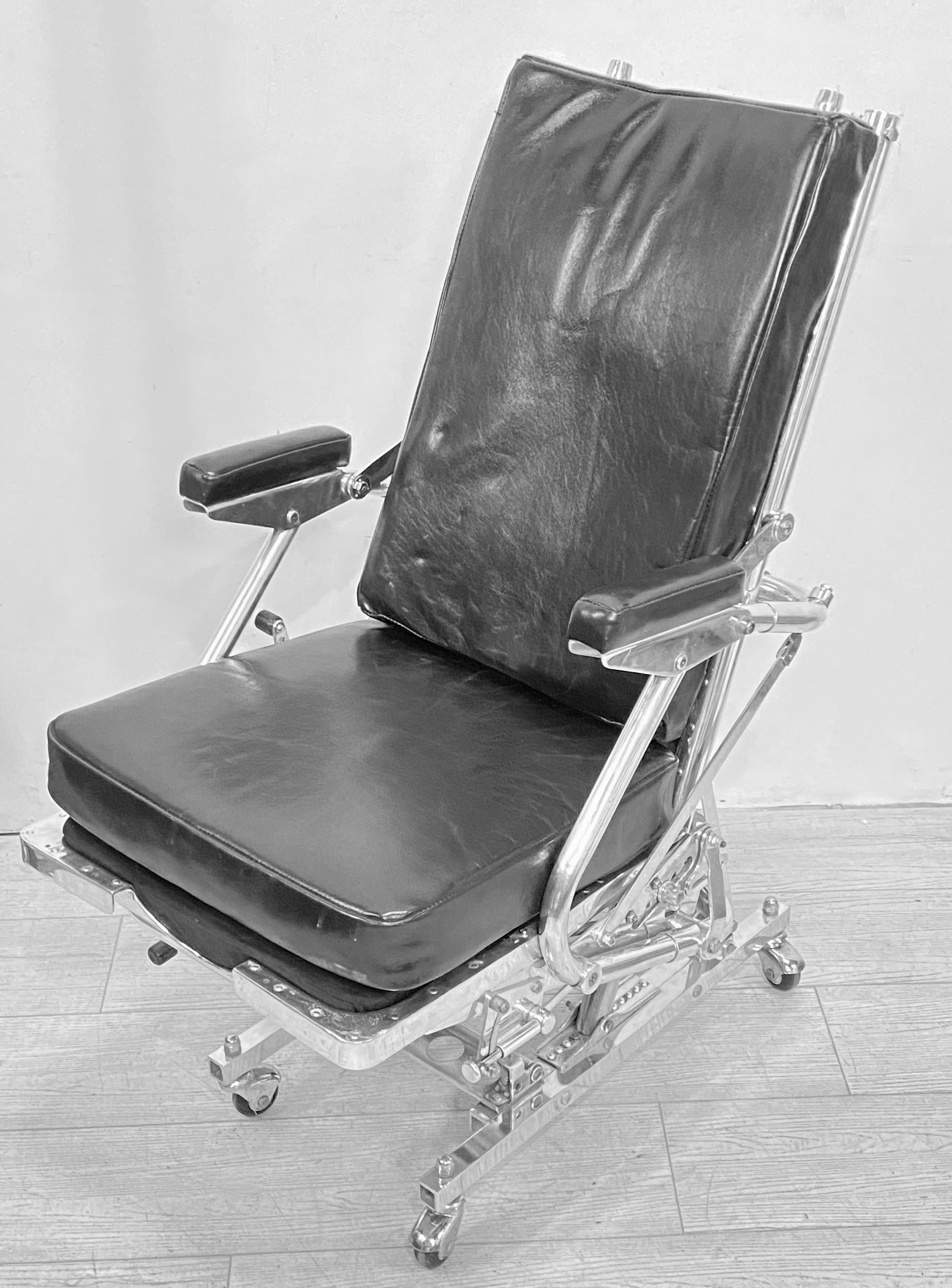 American Military Airplane Seat Armchair, Mid-20th Century For Sale 2
