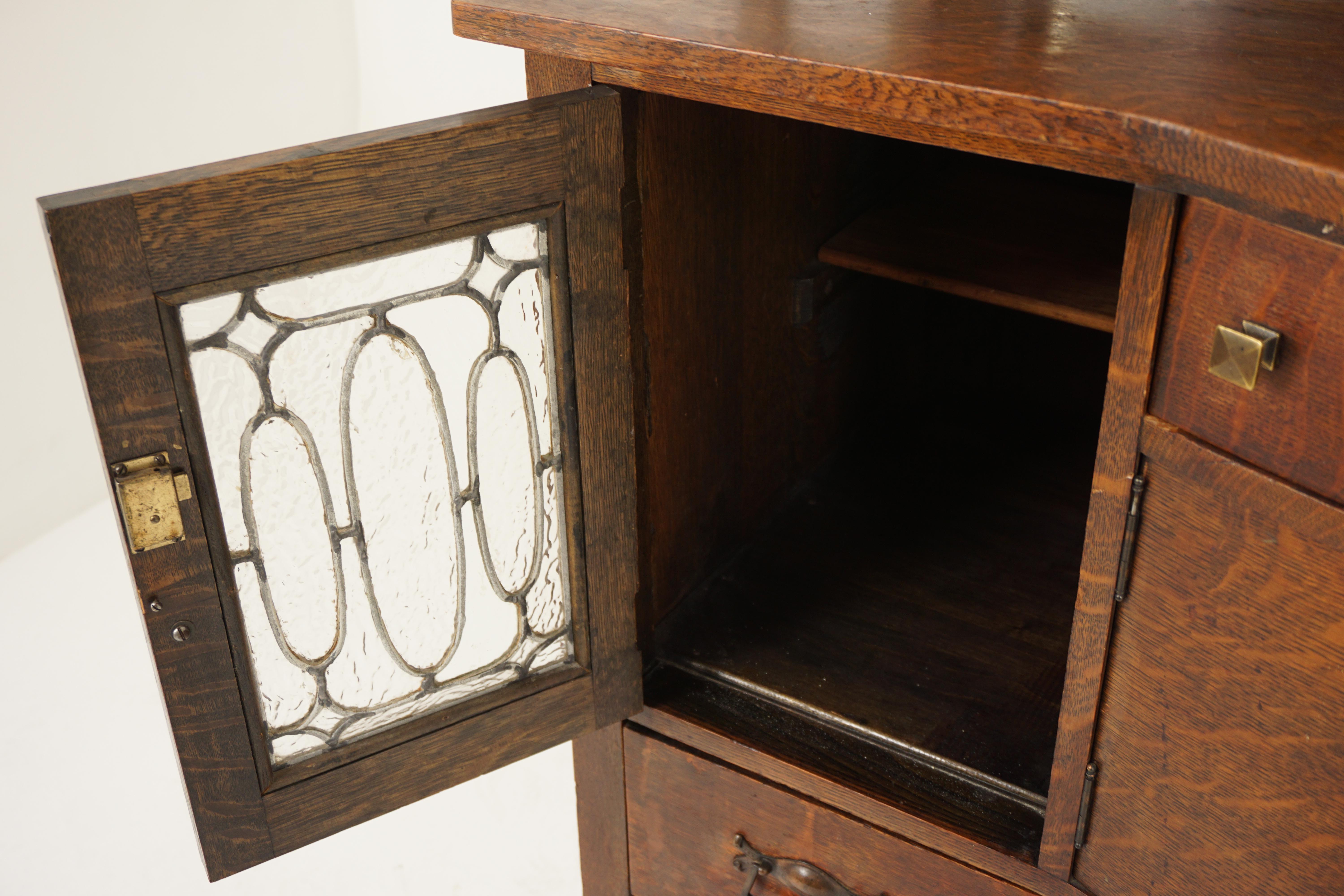 North American American Mission Tiger Oak Mirror Back Sideboard Leaded Glass, America 1910 H700