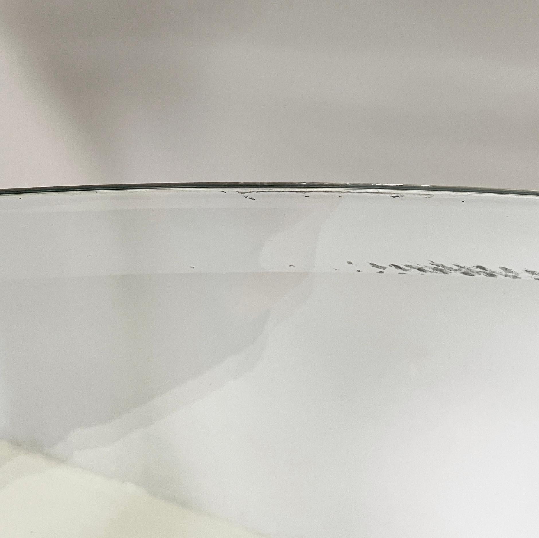 Amerikanischer moderner runder Esstisch aus Bambus und Glas von McGuire, 1970er Jahre im Zustand „Relativ gut“ im Angebot in MIlano, IT