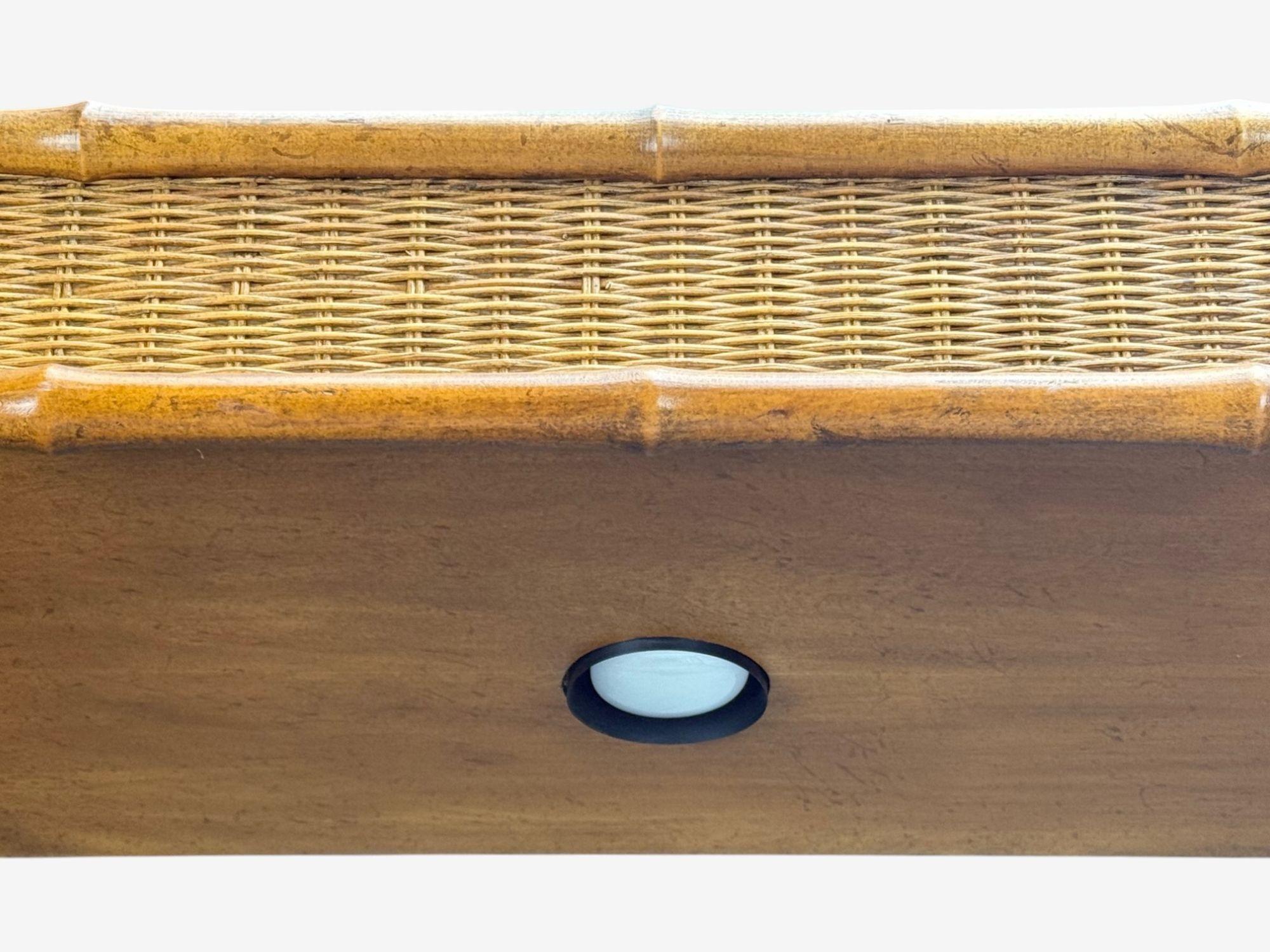 Moderno Americano, Bambú, Madera, Ménsulas, EE.UU., Década de 1980 en venta 7