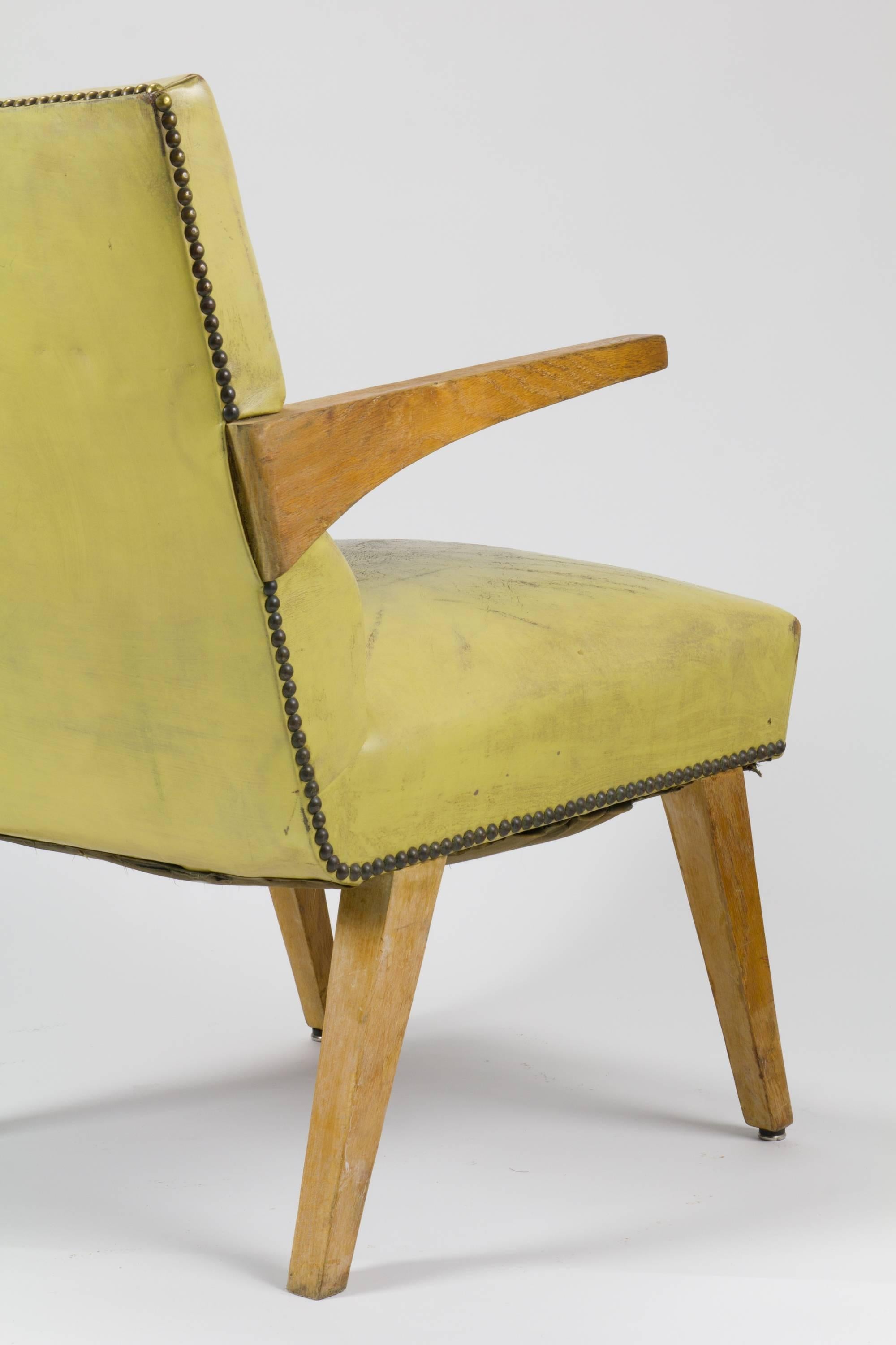 American Modern Birch and Leather Armchair In Distressed Condition For Sale In Brooklyn, NY