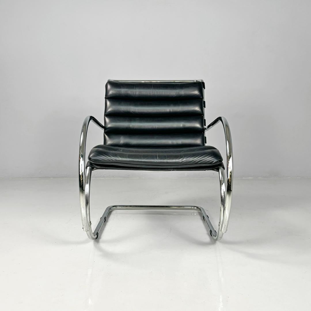 American modern black leather armchair MR40 Mies van der Rohe for Knoll, 1980s
Armchair mod. MR40 in black leather. The seat and backrest are made up of a single cushion with horizontal stitching. The structure is in chromed metal tubing and follows