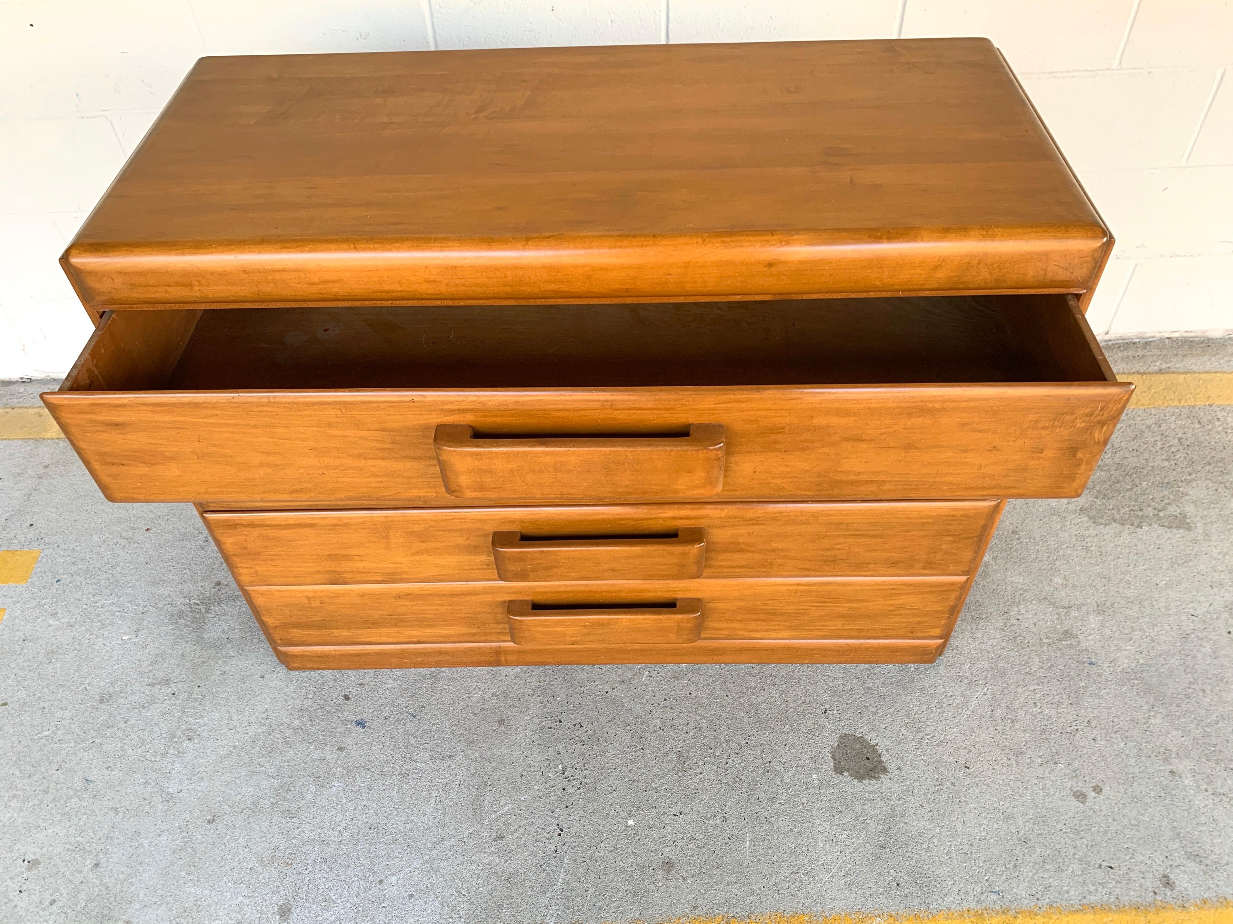 Mid-20th Century American Modern Blonde Chest Of Drawers For Sale