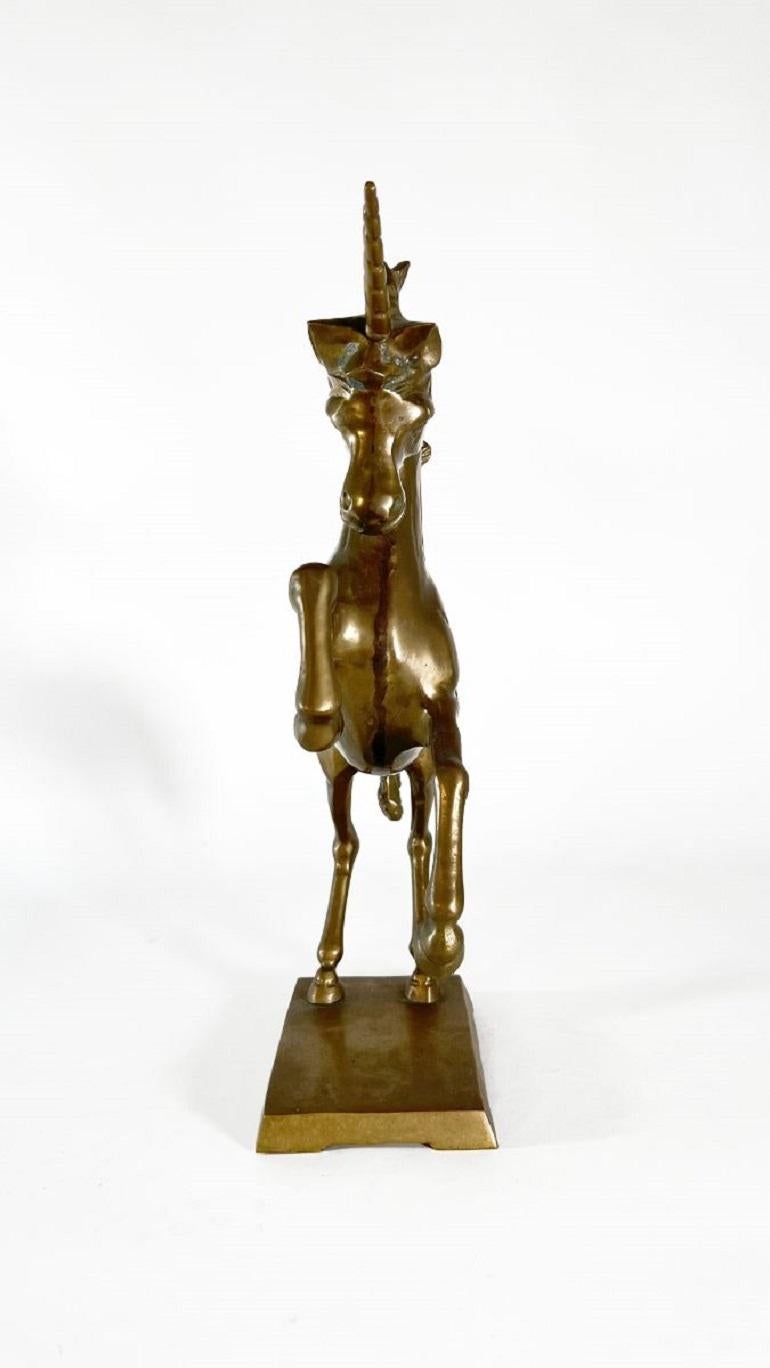 Amerikanische moderne Messing-Skulptur „The Unicorn of Magic & Light“, Schnitzer Edward Tripp (amerikanisch) im Angebot