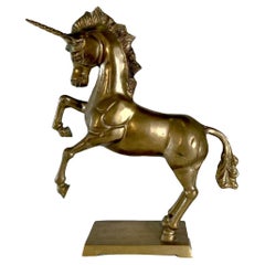 Amerikanische moderne Messing-Skulptur „The Unicorn of Magic & Light“, Schnitzer Edward Tripp