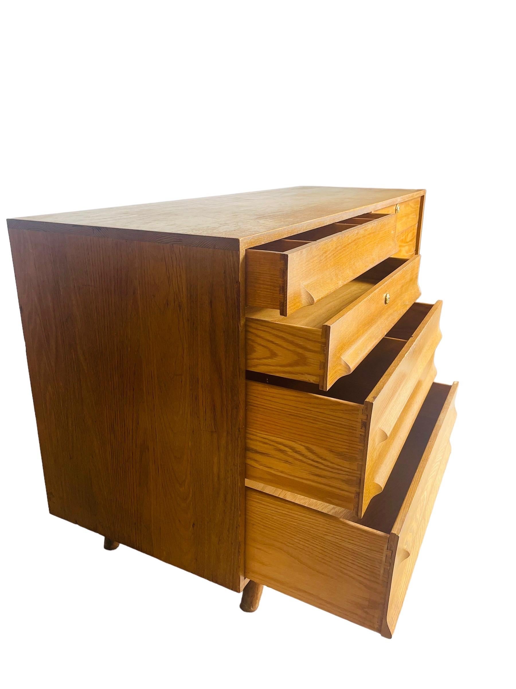 Mid-Century Modern American Modern Cerused Oak Eight Drawer Dresser, Circa 1950s For Sale
