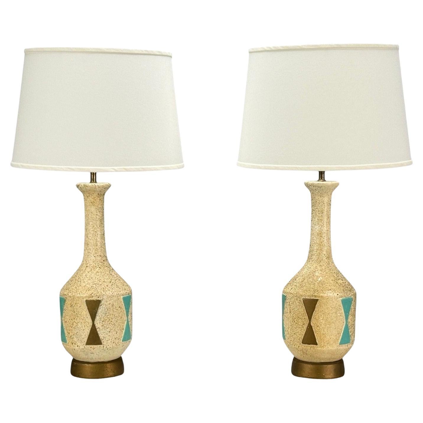 Moderne américain, Chalkware, métal, lampes de table, États-Unis, années 1950 en vente