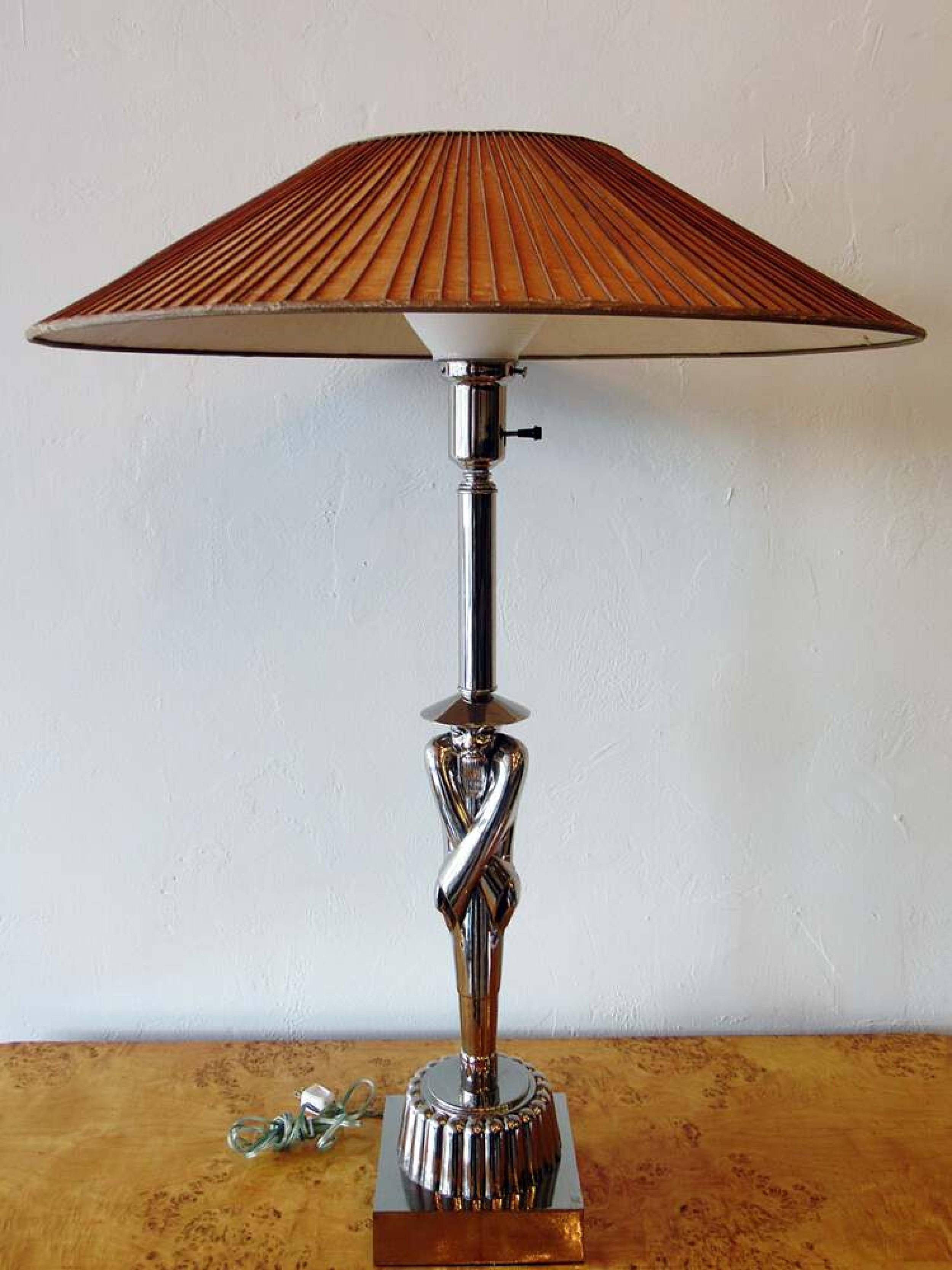 Lámparas de mesa cromadas modernas americanas, Viktor Schreckengost, años 30 Estadounidense en venta