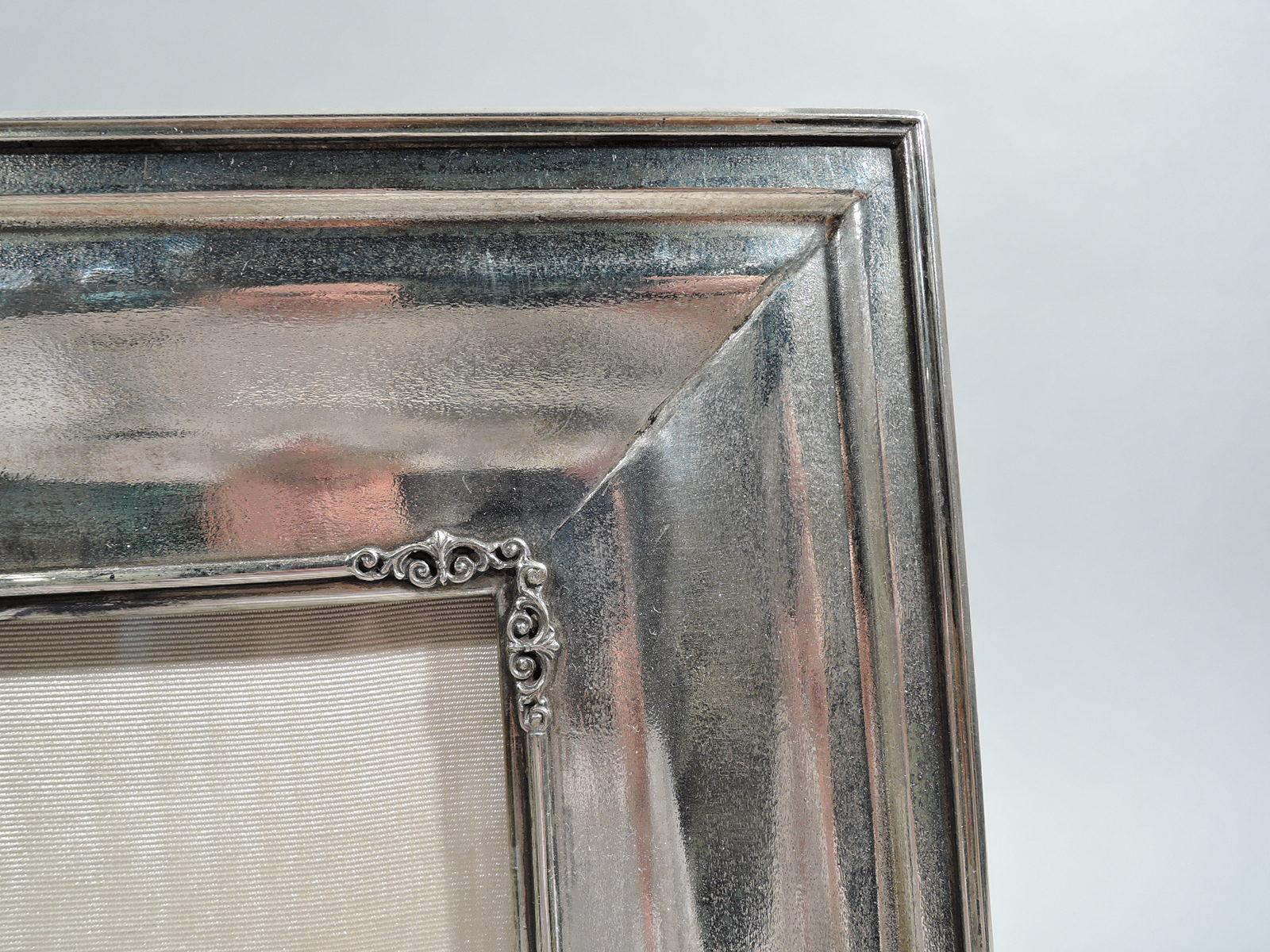 American Modern Classical Sterling Silver Picture Frame For Sale at 1stDibs