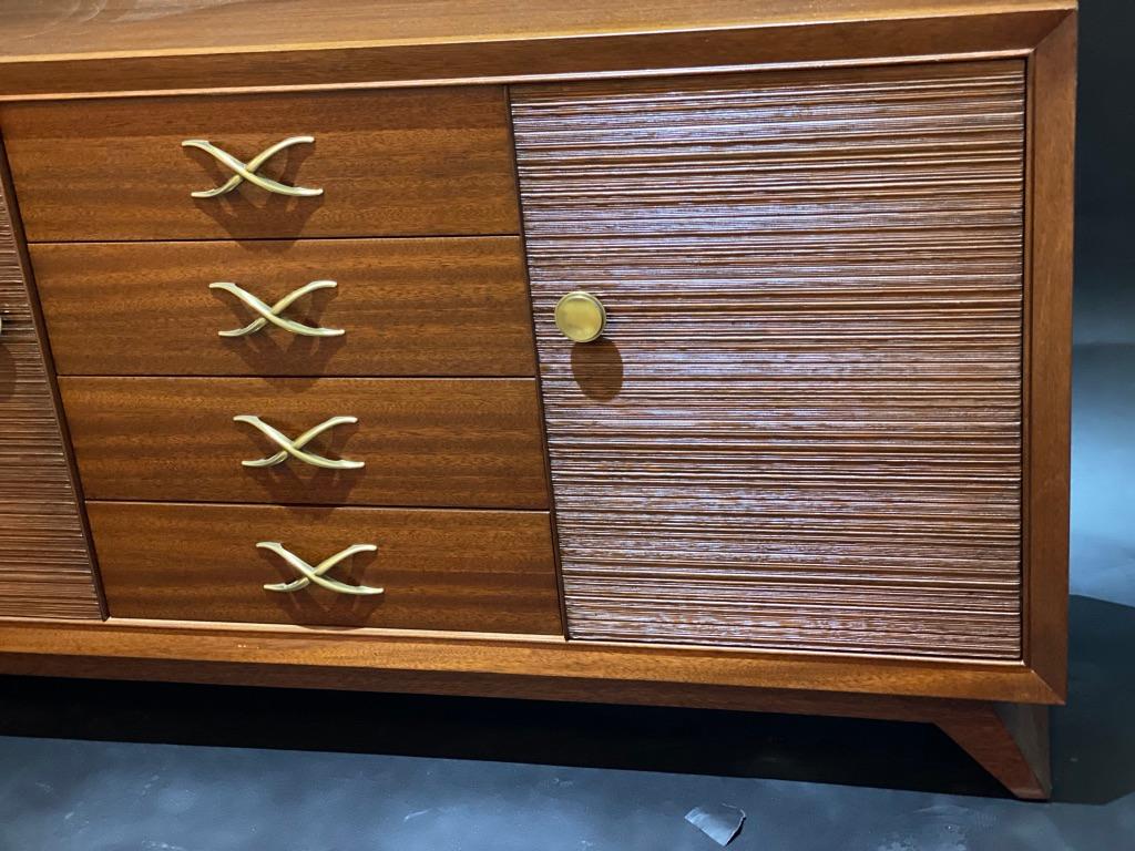 American Modern Dark Walnut and Brass Credenza/Sideboard, Paul Frankl In Good Condition For Sale In Hollywood, FL