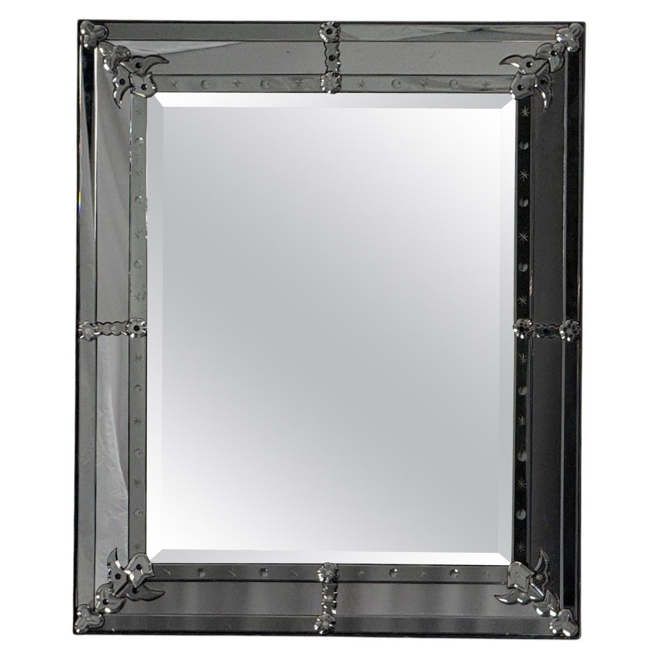 Miroir d
ombrage gris en verre gravé, américain moderne, États-Unis, années 1980